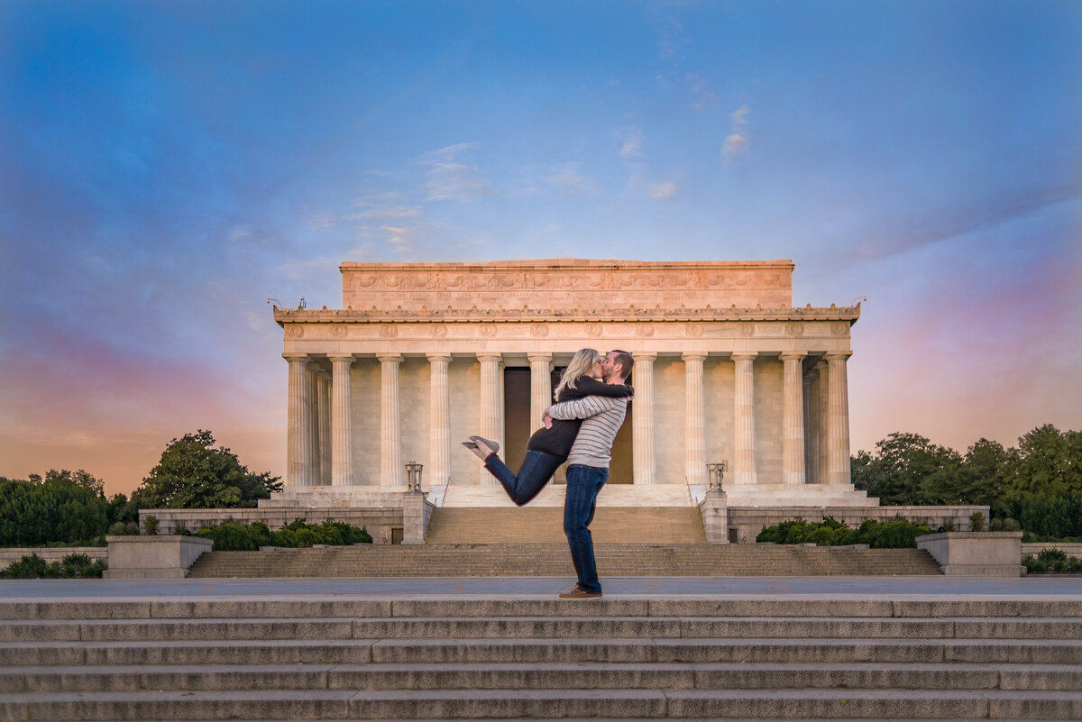 Engagement photo at sunrise at the Lincoln Memorial photographed by Austin TX wedding photographer Lydia Teague