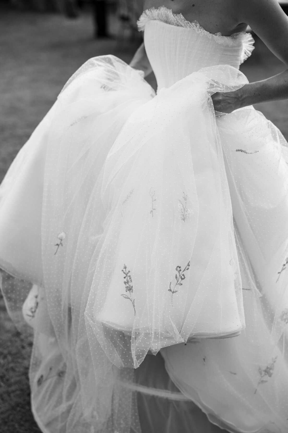 PoppyCarterPortraits-WeddingPhotography-JosieCharlie-1342