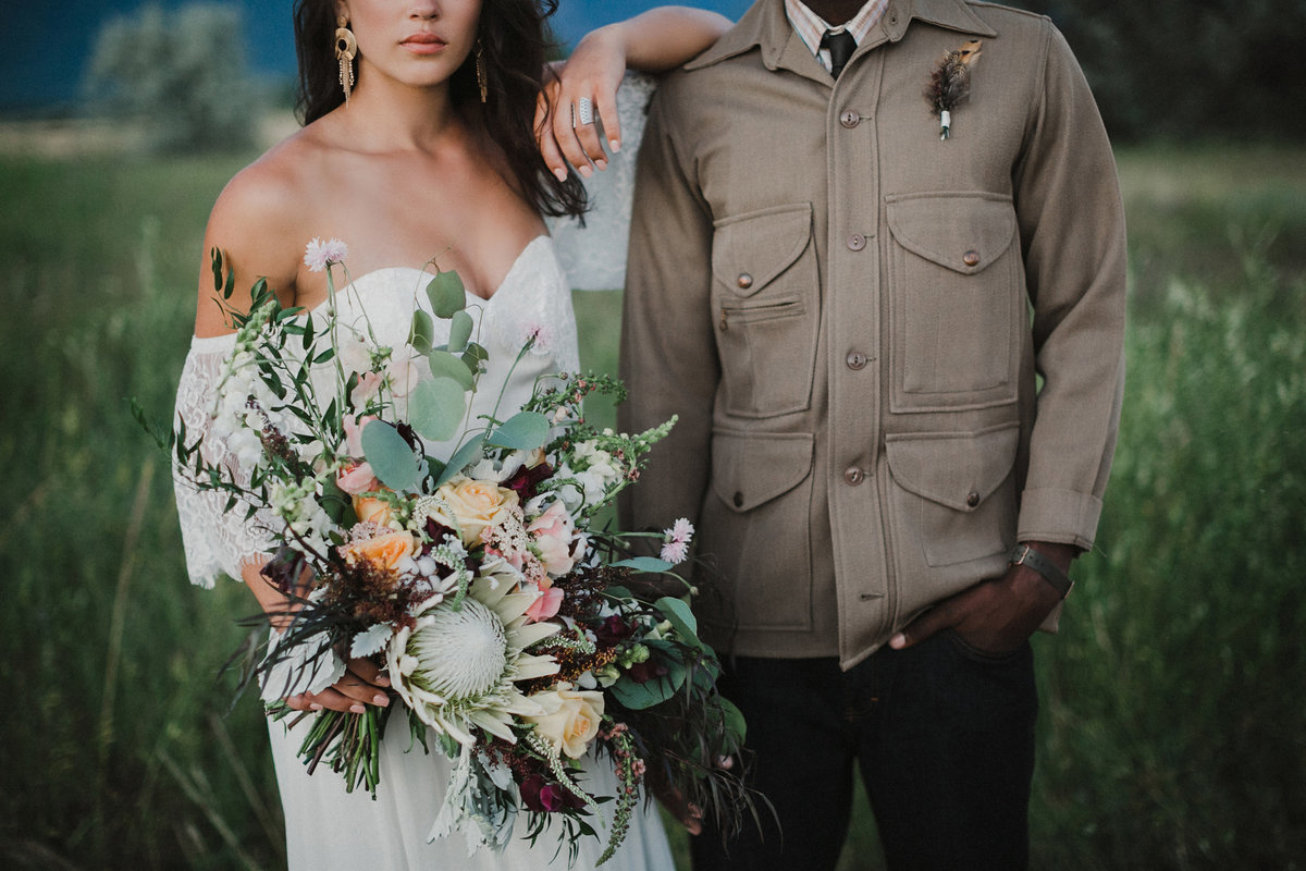 Boho inspired styled wedding shoot in Missoula, Montana, photographed by Sweetwater.