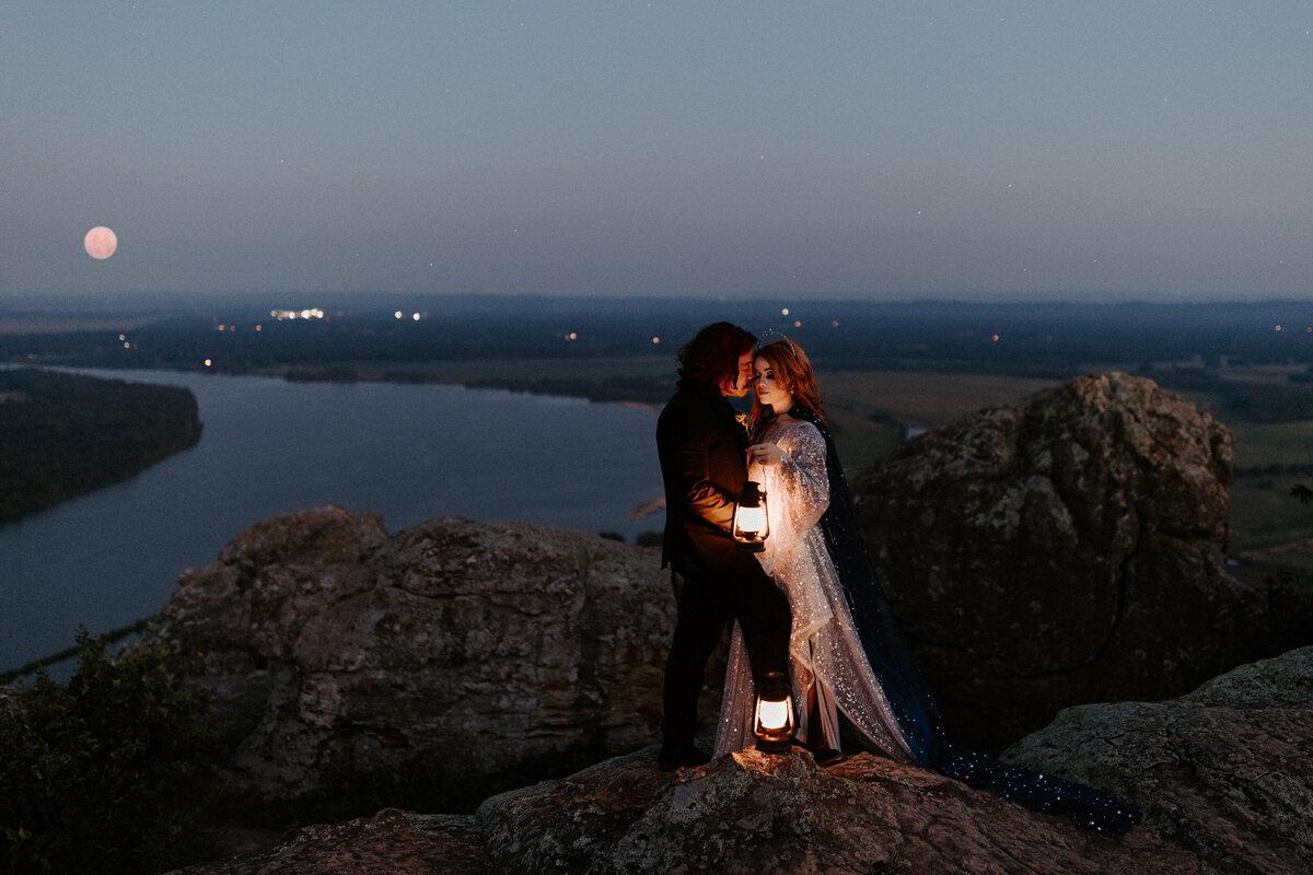Petit Jean State Park, Arkansas elopement. Arkansas elopement photographer. Adventure elopement. Arkansas Wedding Photographer.