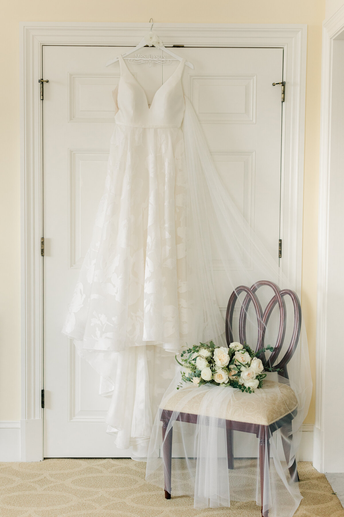 Hannah & Kevin_Wedding_Bridal Details-1000