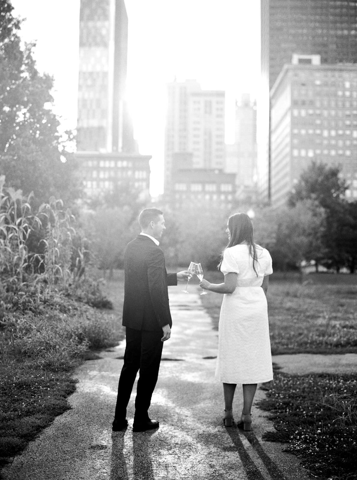 engagement-session-chicago-wedding-photographer-sarah-sunstromphotography