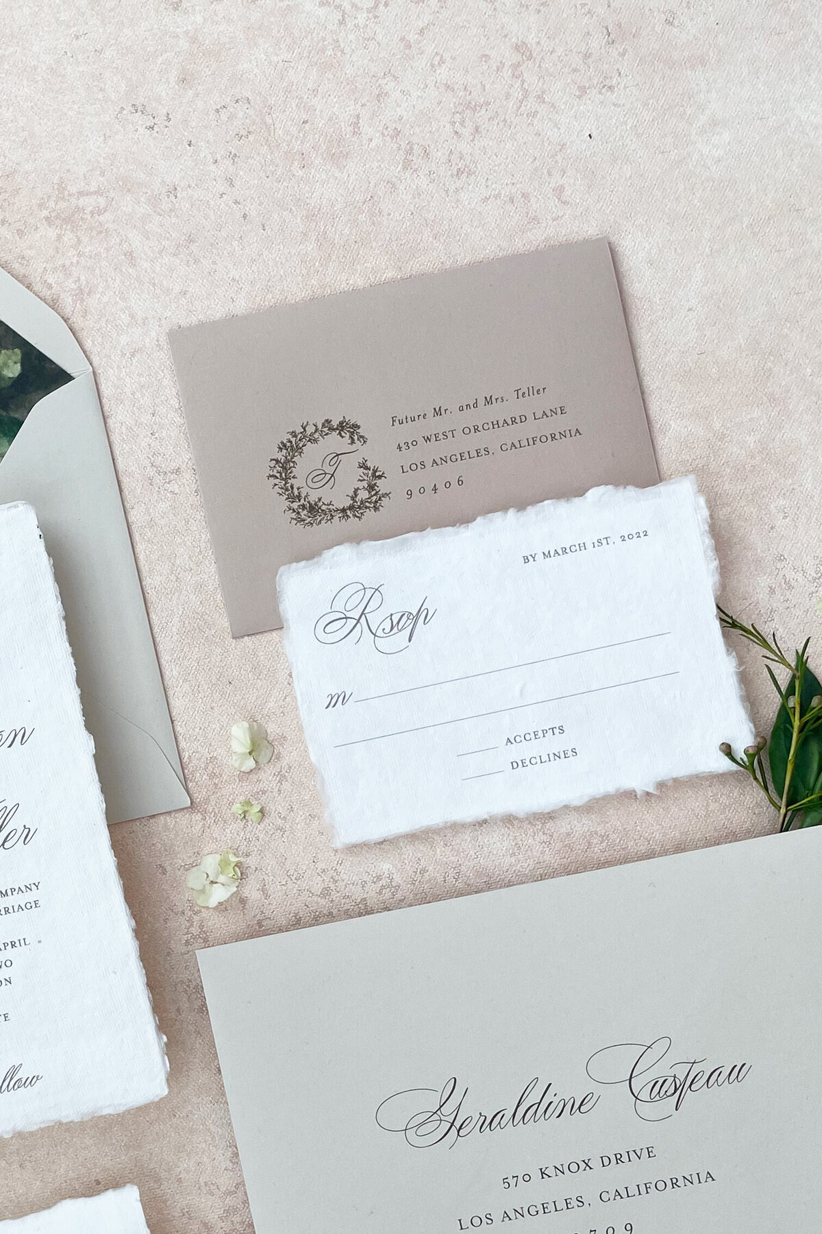 Delicate_papermintpress_wedding_invitation_04