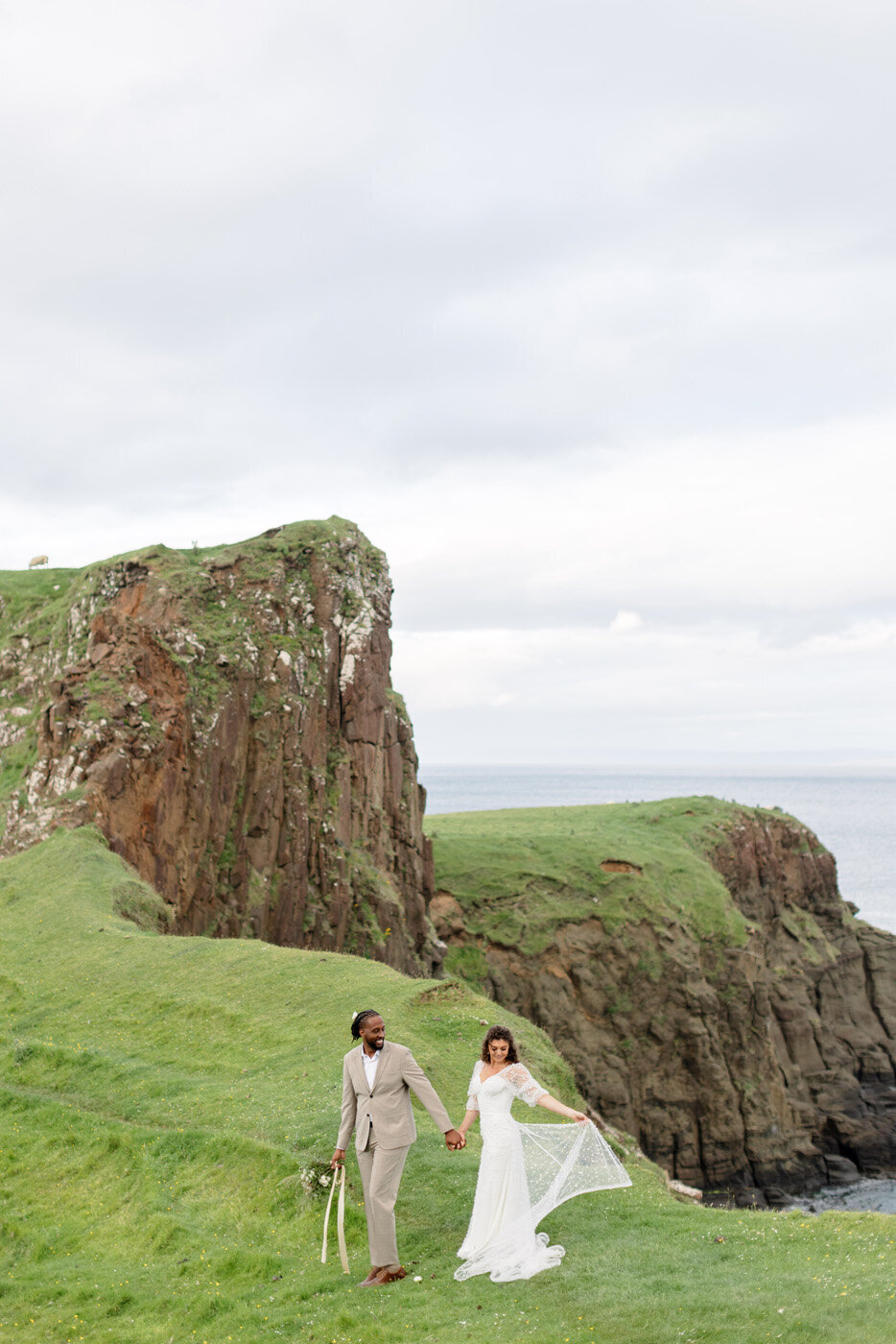 Brothers Point Scotland Elopement Wedding | Kelsie Elizabeth Photography 036
