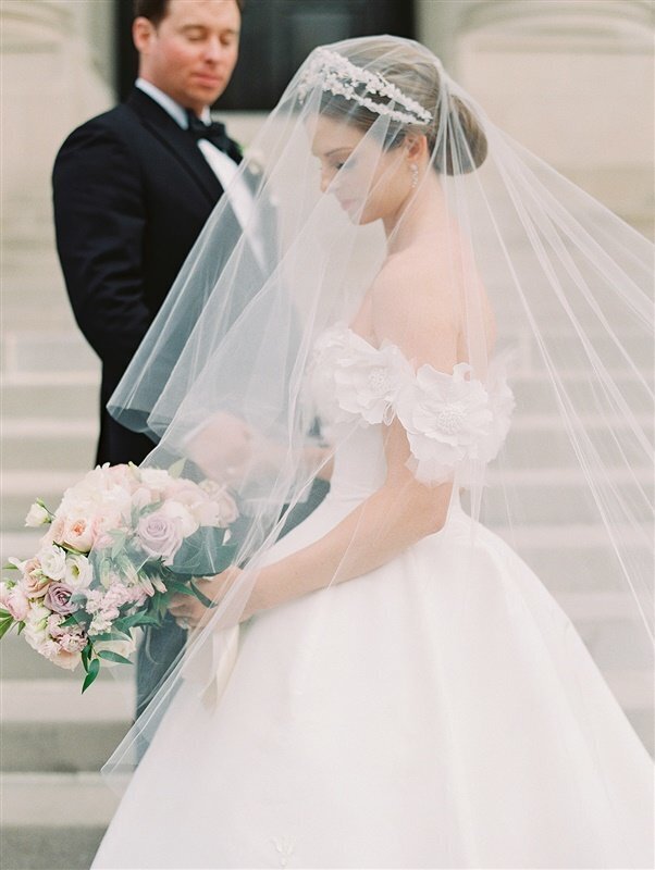 immaculate-conception-dc-wedding-bridal-veil-bonnie-sen-photography