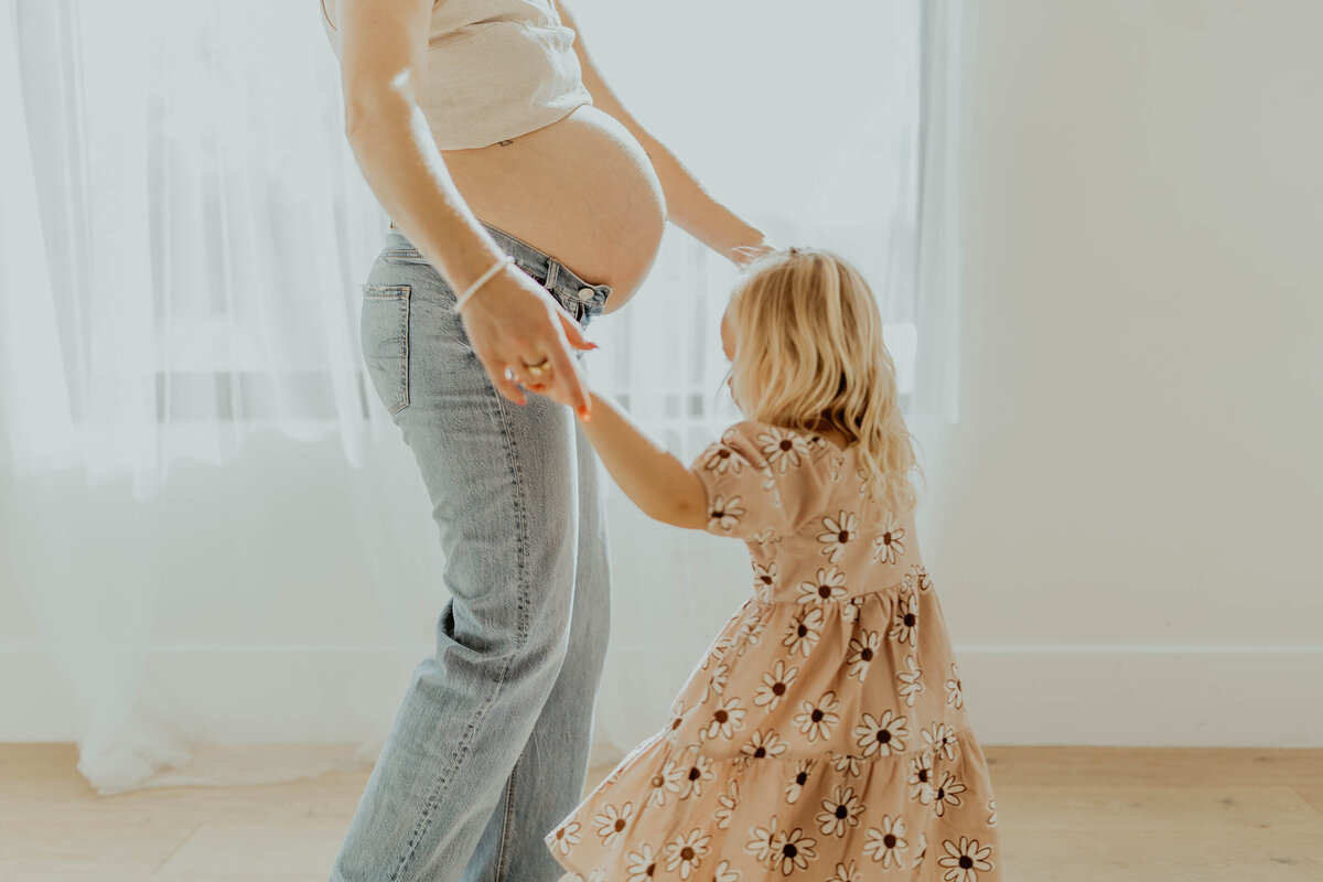 Utah-Maternity-Photography- (37)