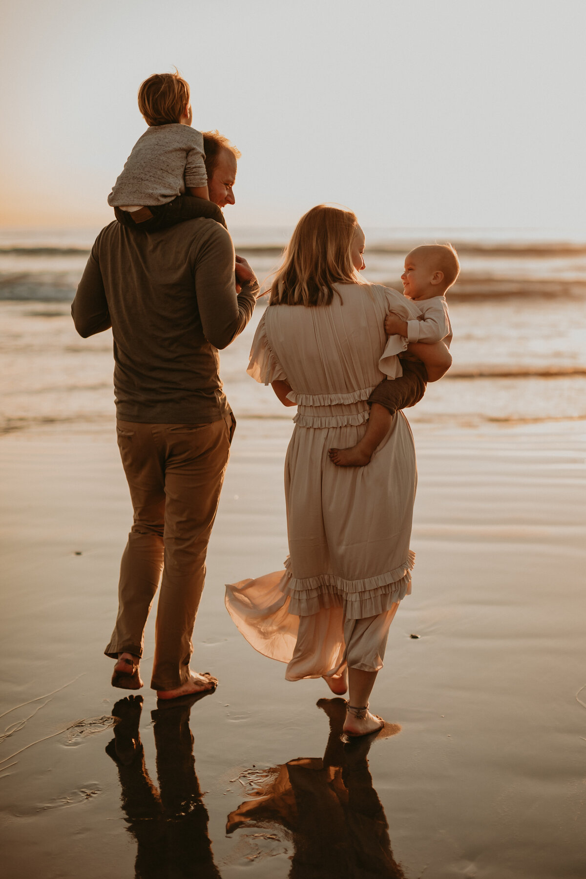 san-diego-extended-beach-family-session-7