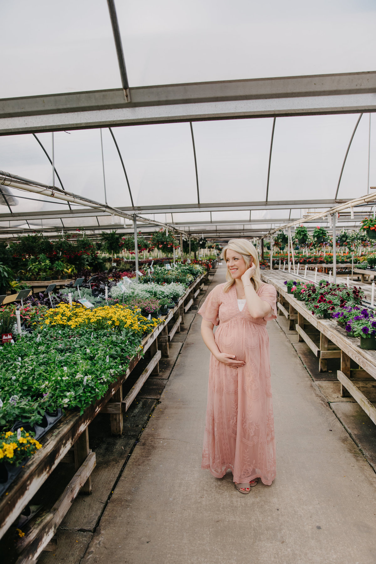 greenhouse-maternity-photography-session-raleigh-2657