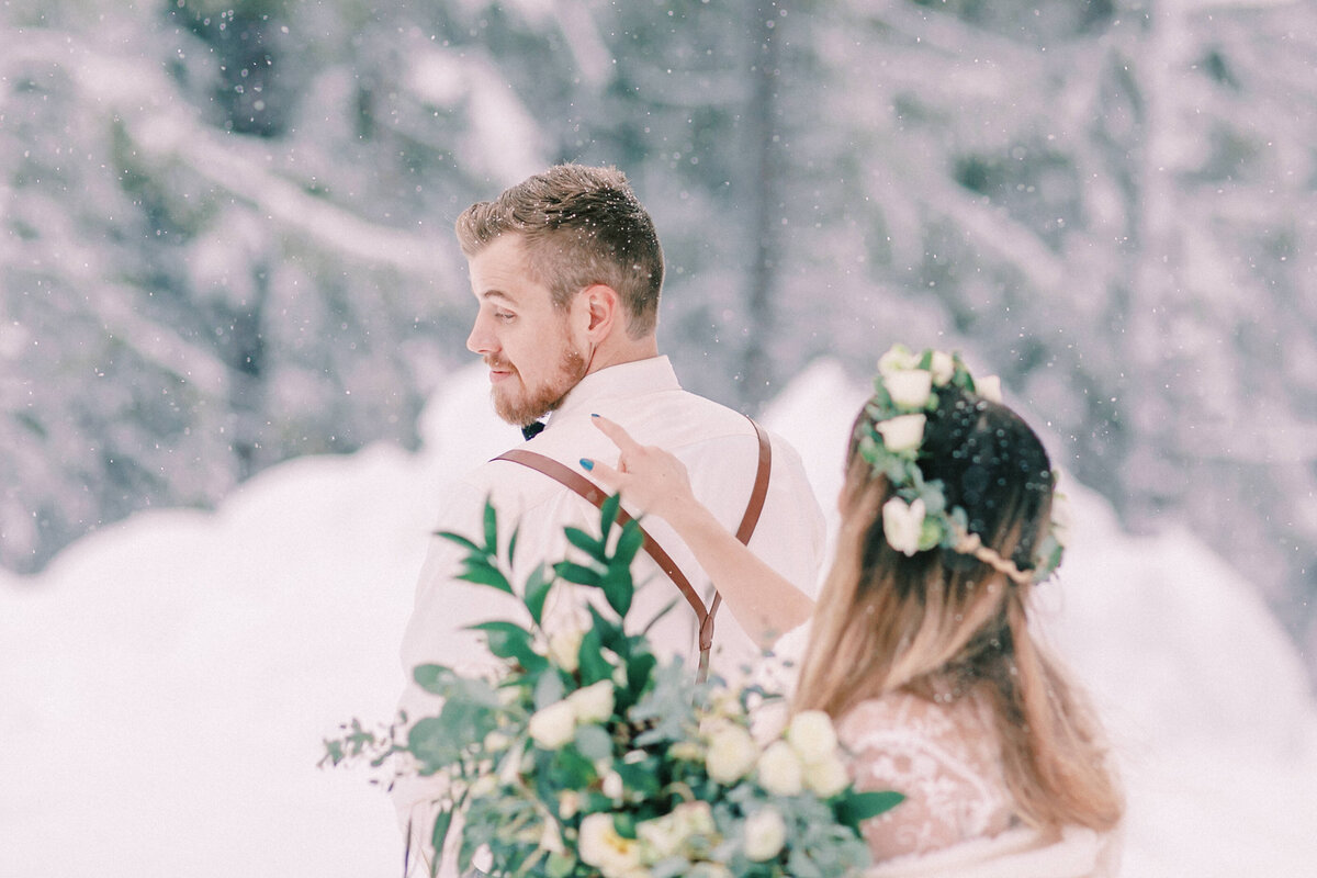 Winter Mount Hood Wedding, Rachel Howerton Photography (12)