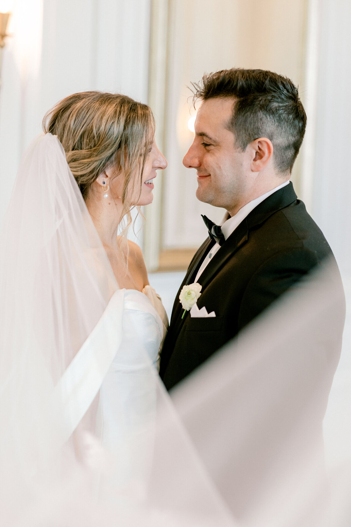 Virginia & Michael's Wedding at the Adolphus Hotel | Dallas Wedding Photographer | Sami Kathryn Photography-171