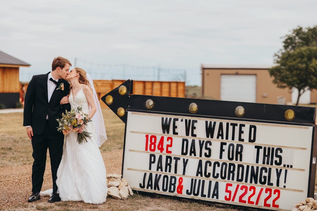 Best Texas Wedding Photographers10