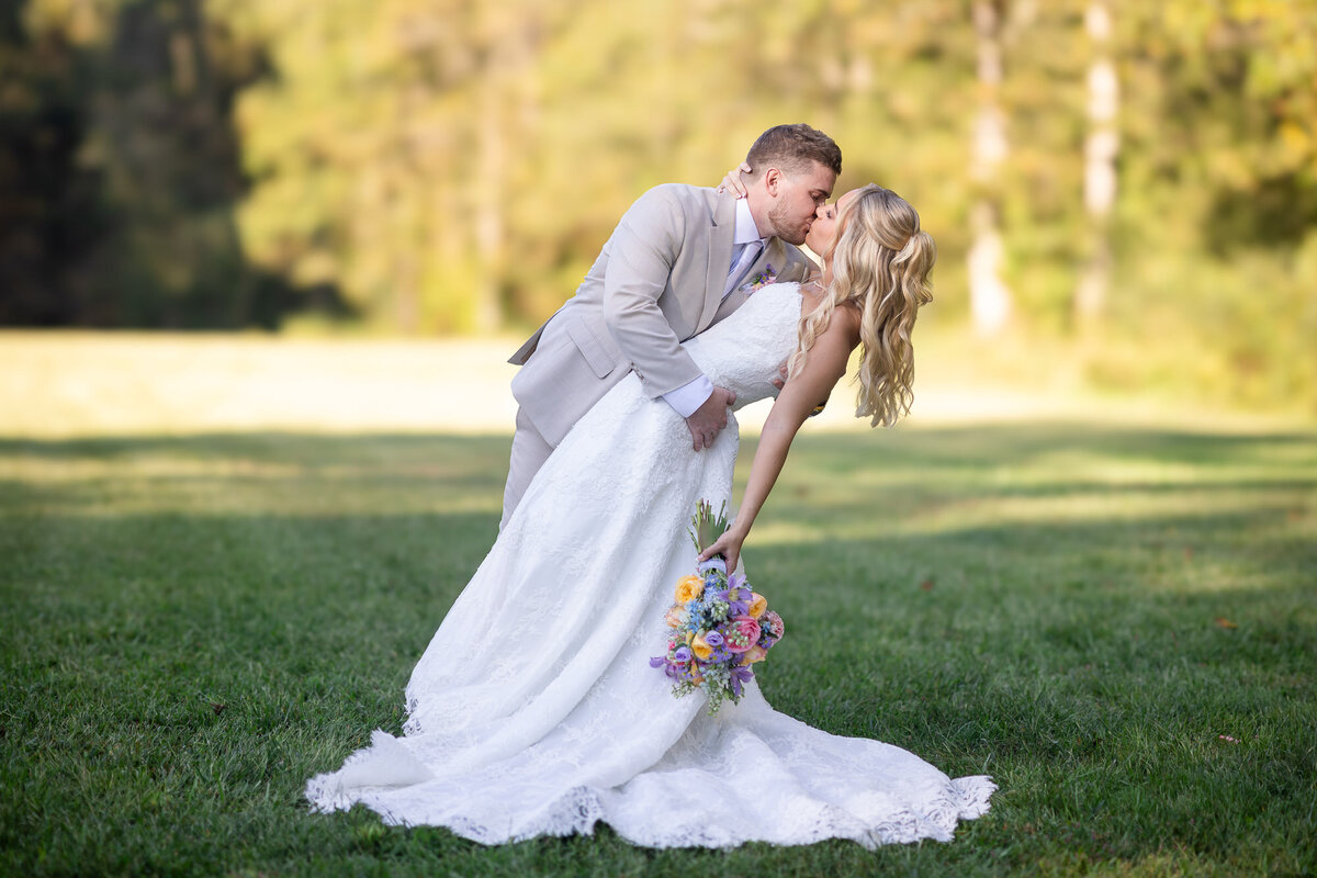 bridal portraits at a north georgia wedding 