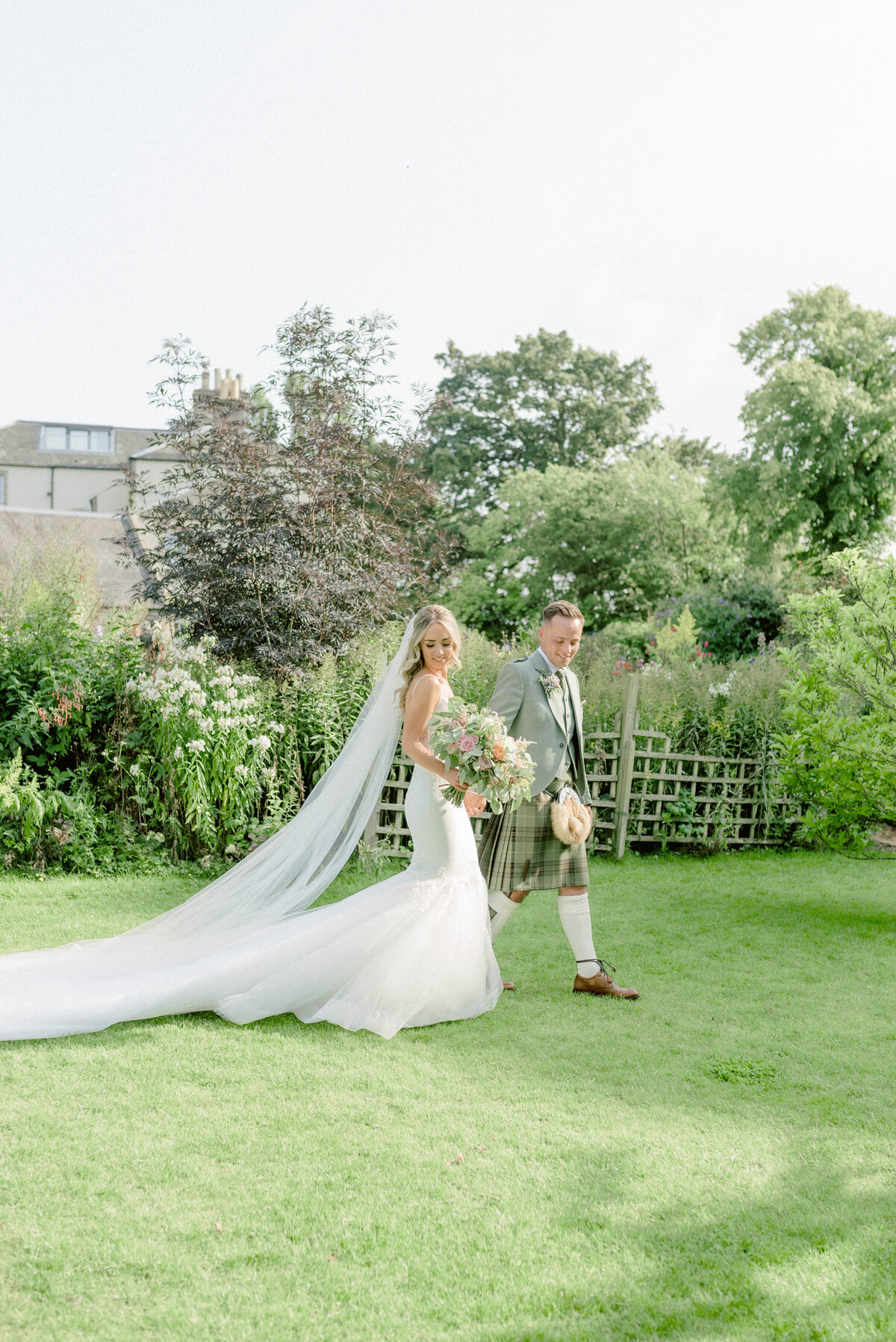 Fine-Art-Wedding-Photographer-UK-©Jill-Cherry-Porter-Photography-Airlie-Castle-Wedding-Scotland-JCP_7696