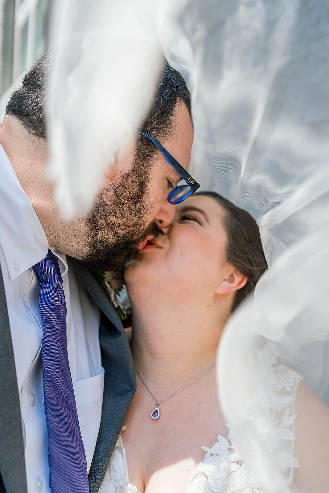 Eliana-Melmed-Photography-Chicago-LosAngeles-Jewish-WeddingPhotography-ElianaSklar-FirstLook-00141
