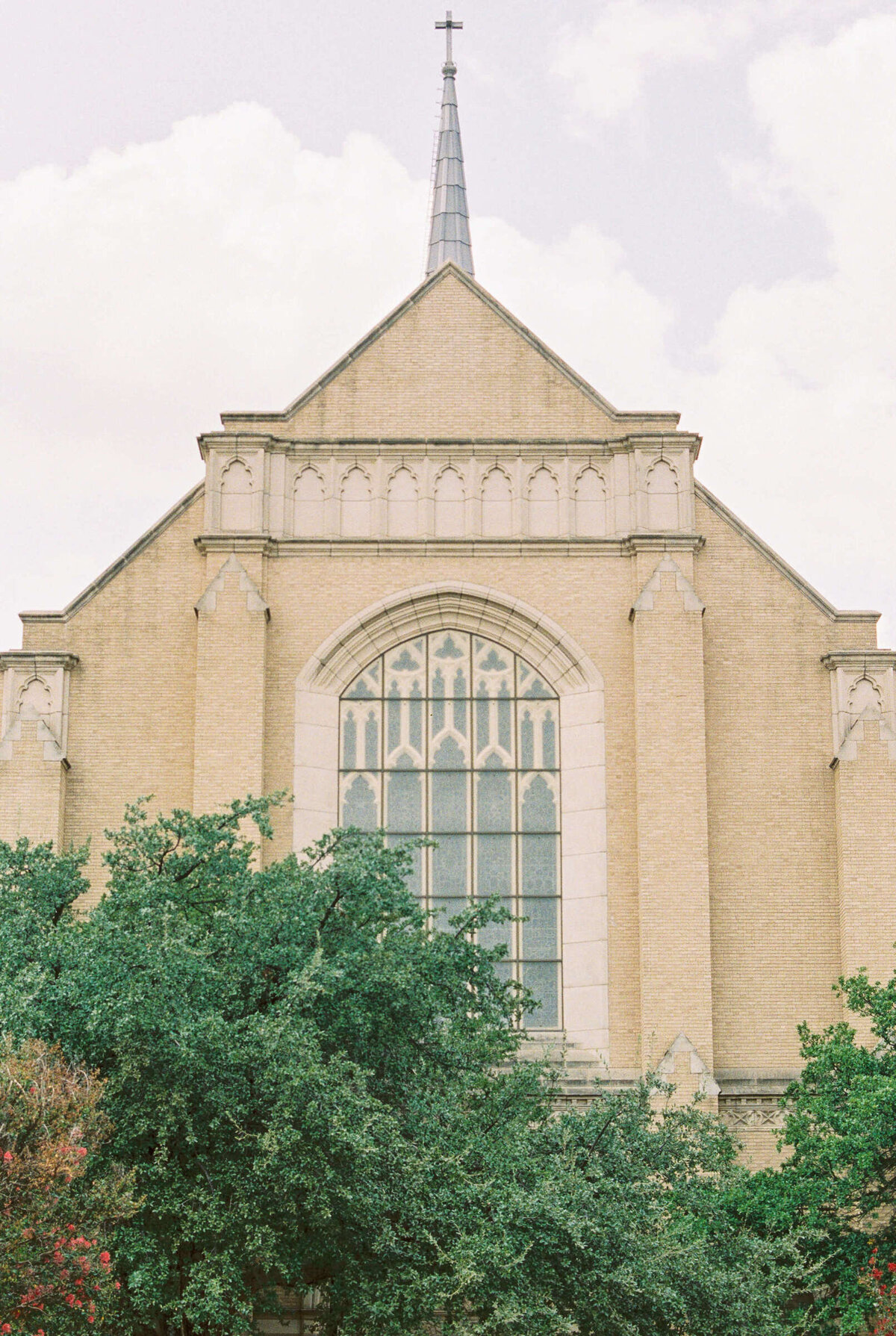 The 4 Eleven wedding chapel in Fort Worth Texas