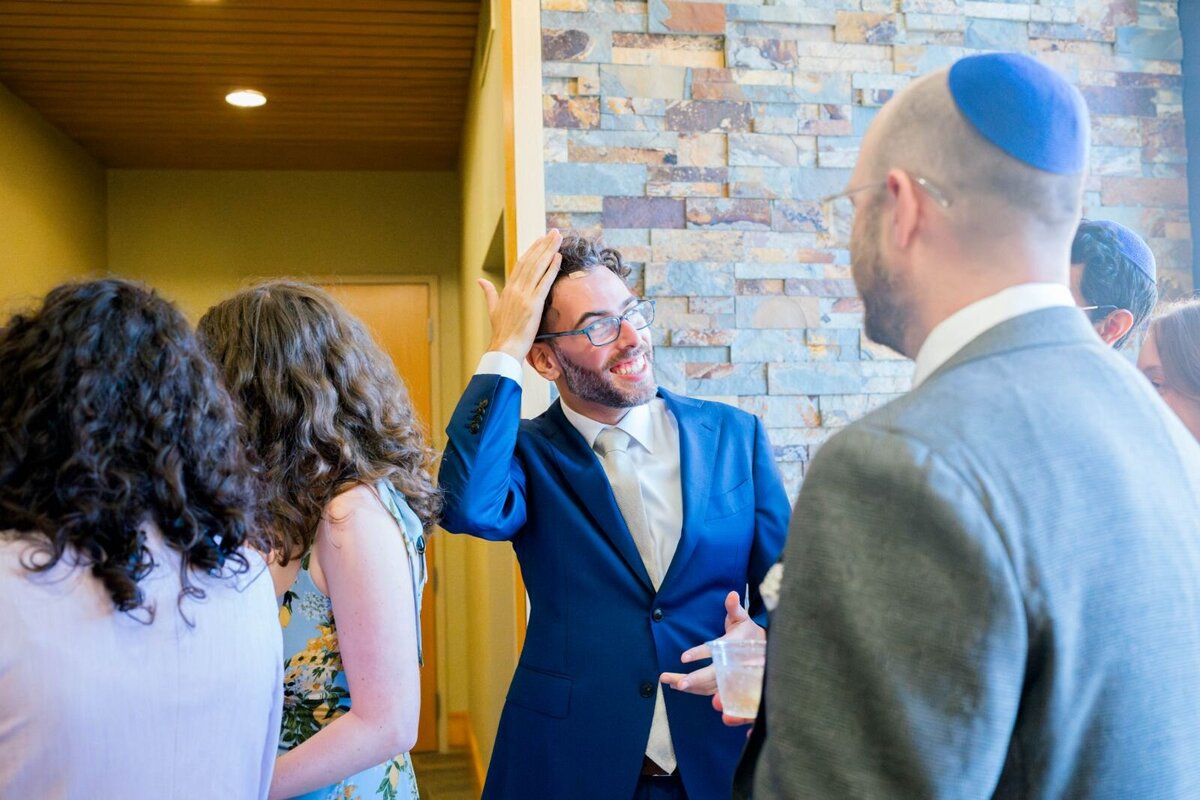 Eliana-Melmed-Photography-Chicago-LosAngeles-Jewish-WeddingPhotography-ShulaNoah-Chuppah-00139