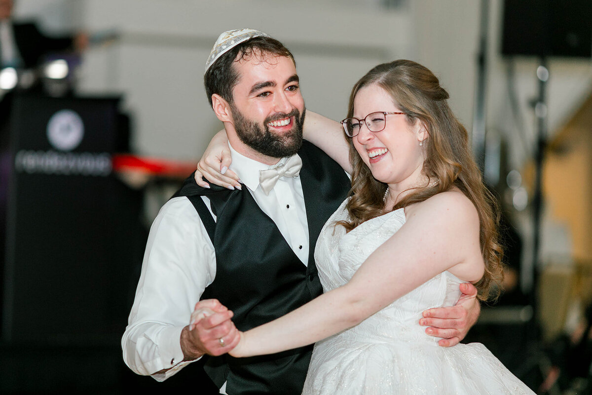 Eliana-Melmed-Photography-Chicago-LosAngeles-Jewish-WeddingPhotography-DInnerSpeeches-00122