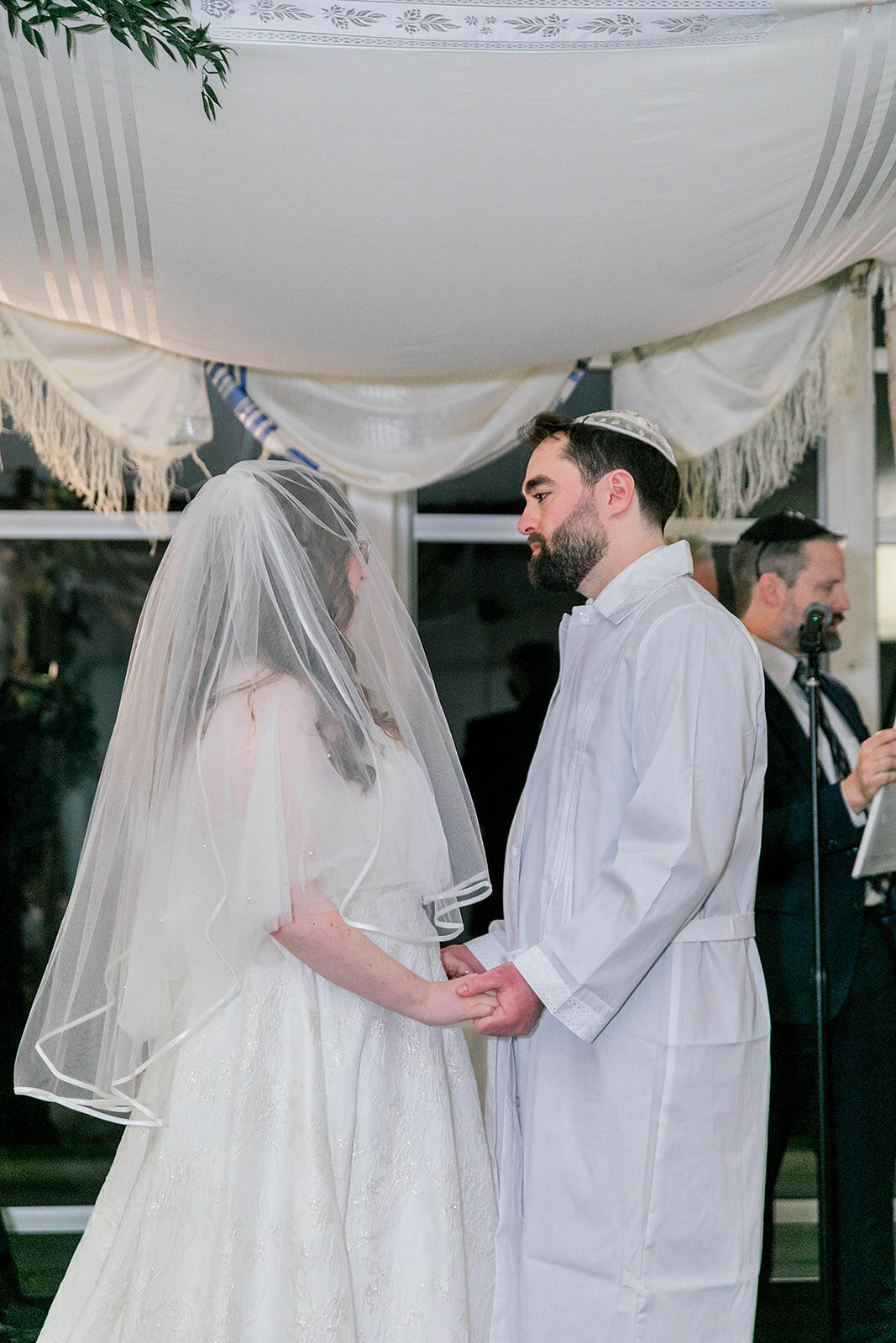 Eliana-Melmed-Photography-Chicago-LosAngeles-Jewish-WeddingPhotography-Chuppah-00195
