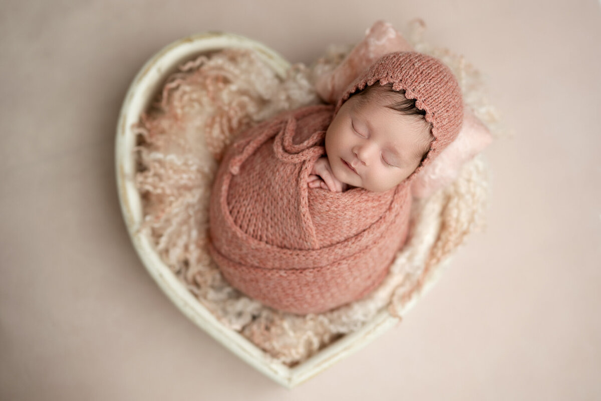 Newborn-Photography-Emma-1-1