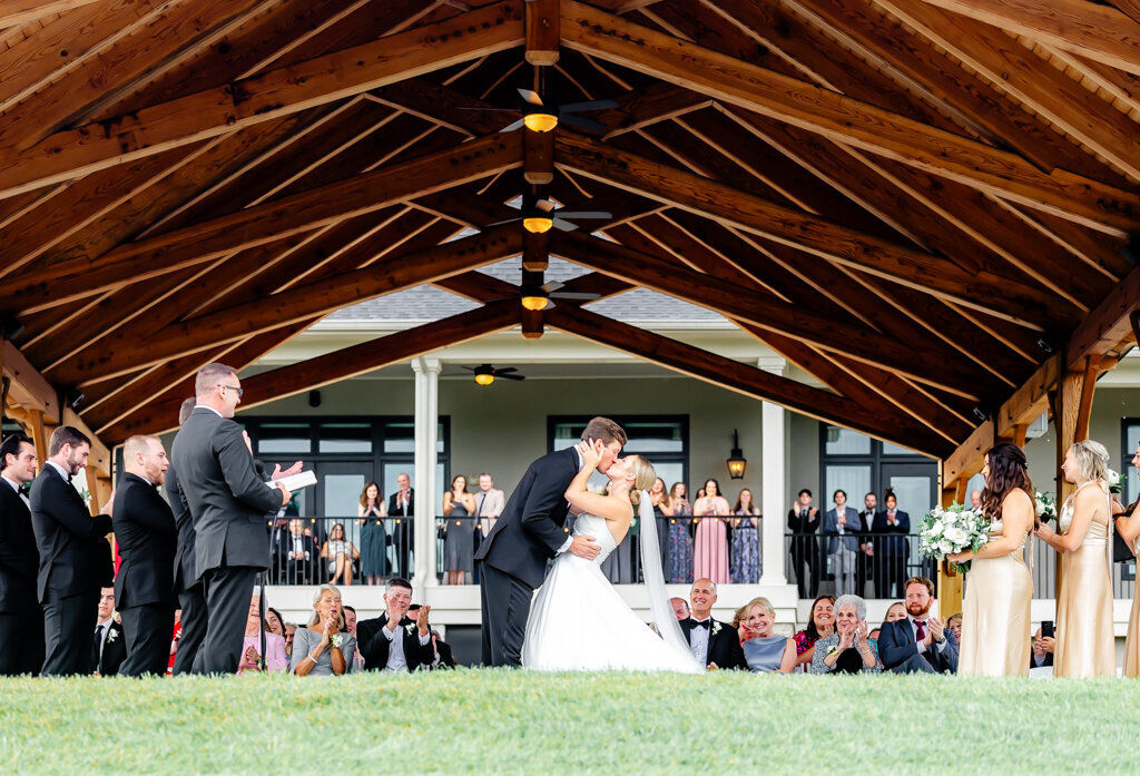 Best St. Louis Wedding Photographers-Bogey Hills Country Club Wedding-Erika Rene Photography