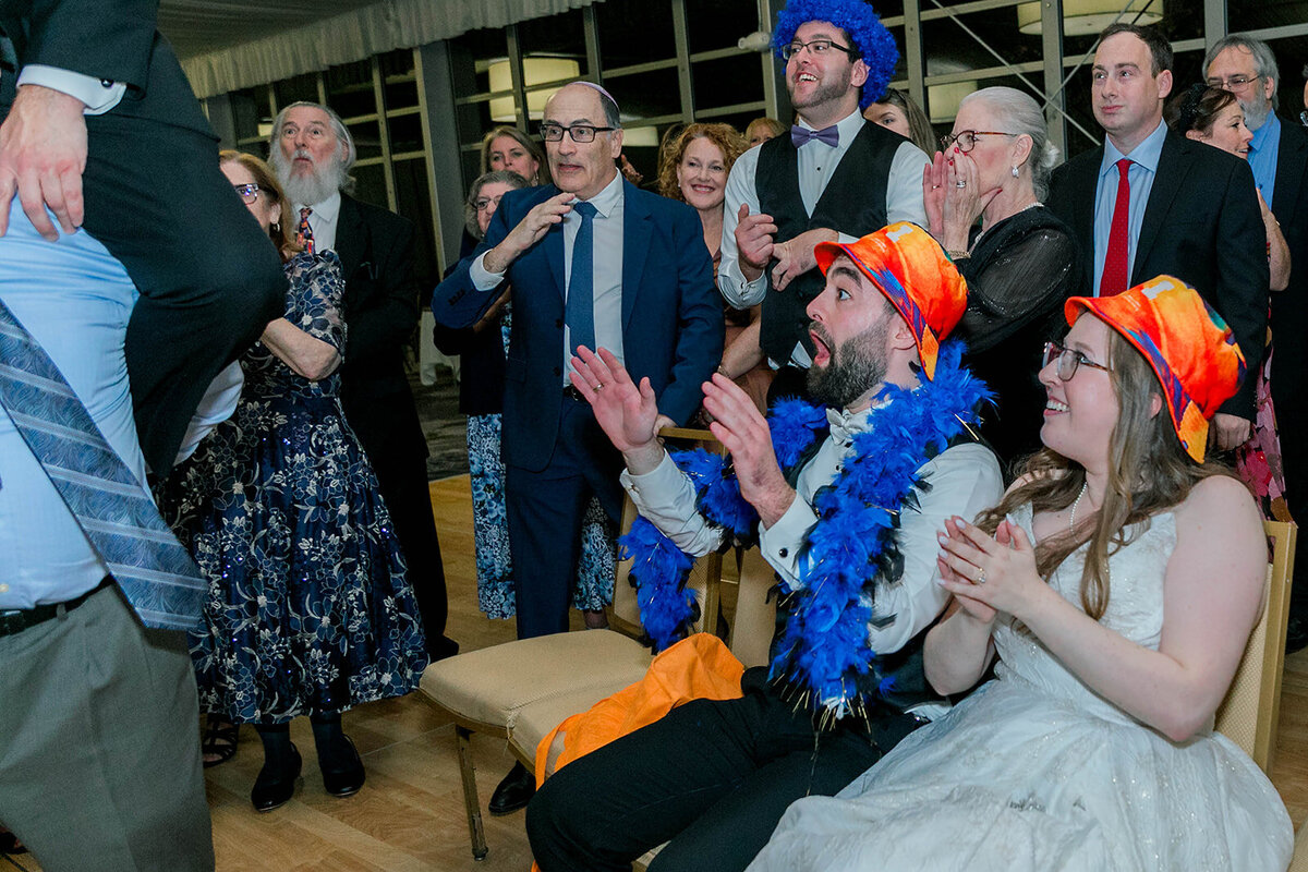 Eliana-Melmed-Photography-Chicago-LosAngeles-Jewish-WeddingPhotography-SimchaDancing-00056