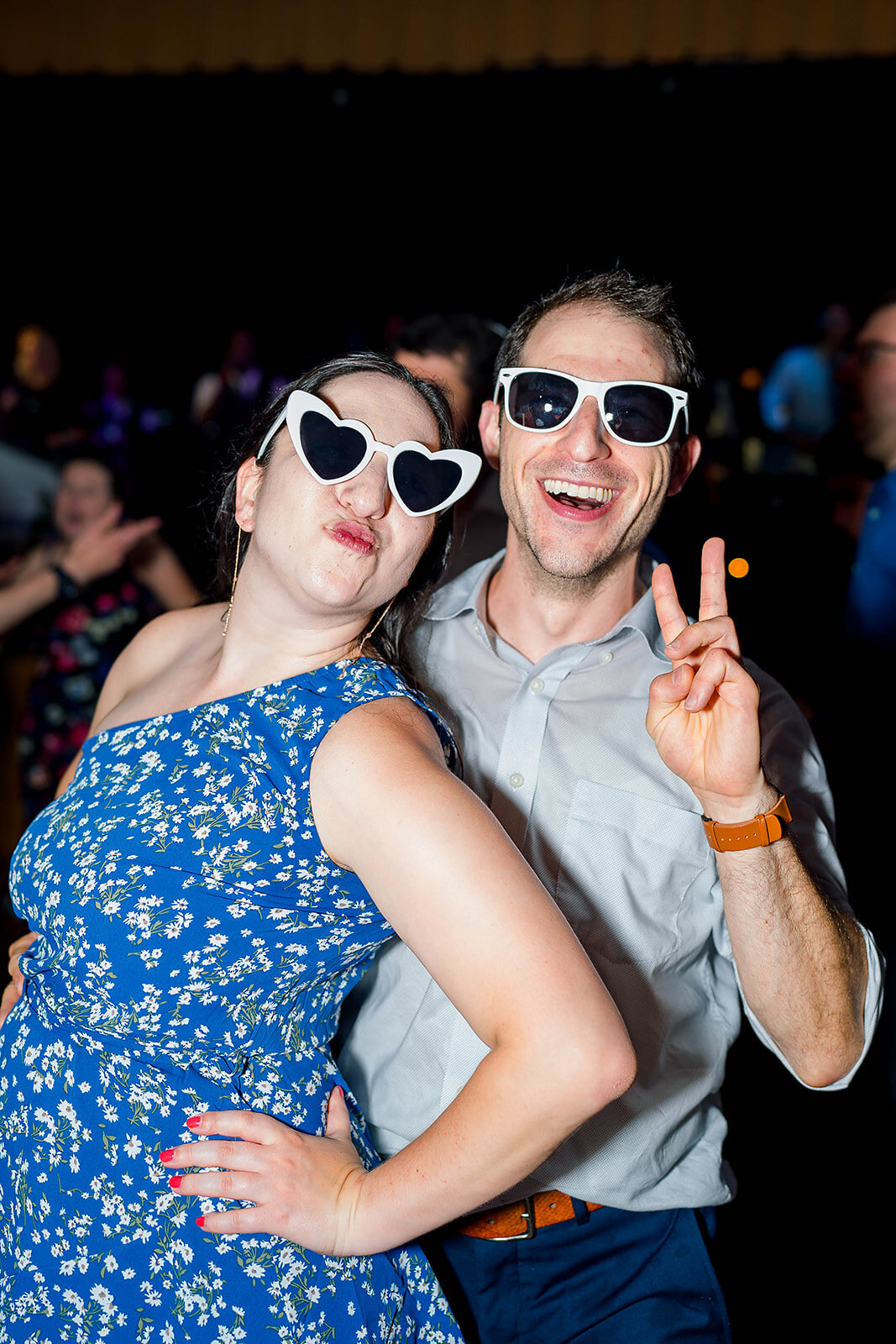 Eliana-Melmed-Photography-Chicago-LosAngeles-Jewish-WeddingPhotography-ElianaSklar-Sunglasses-00008