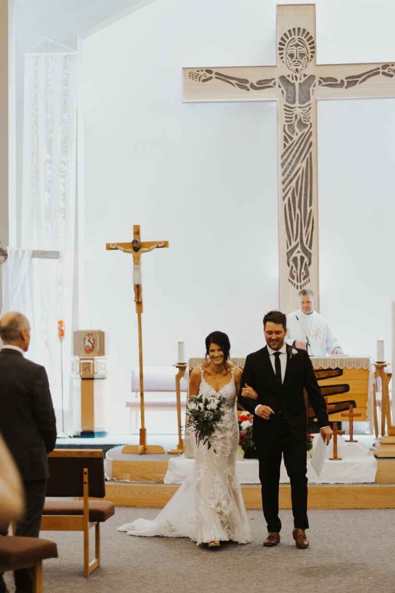 Edmonton-Wedding-Photographer-Church-20
