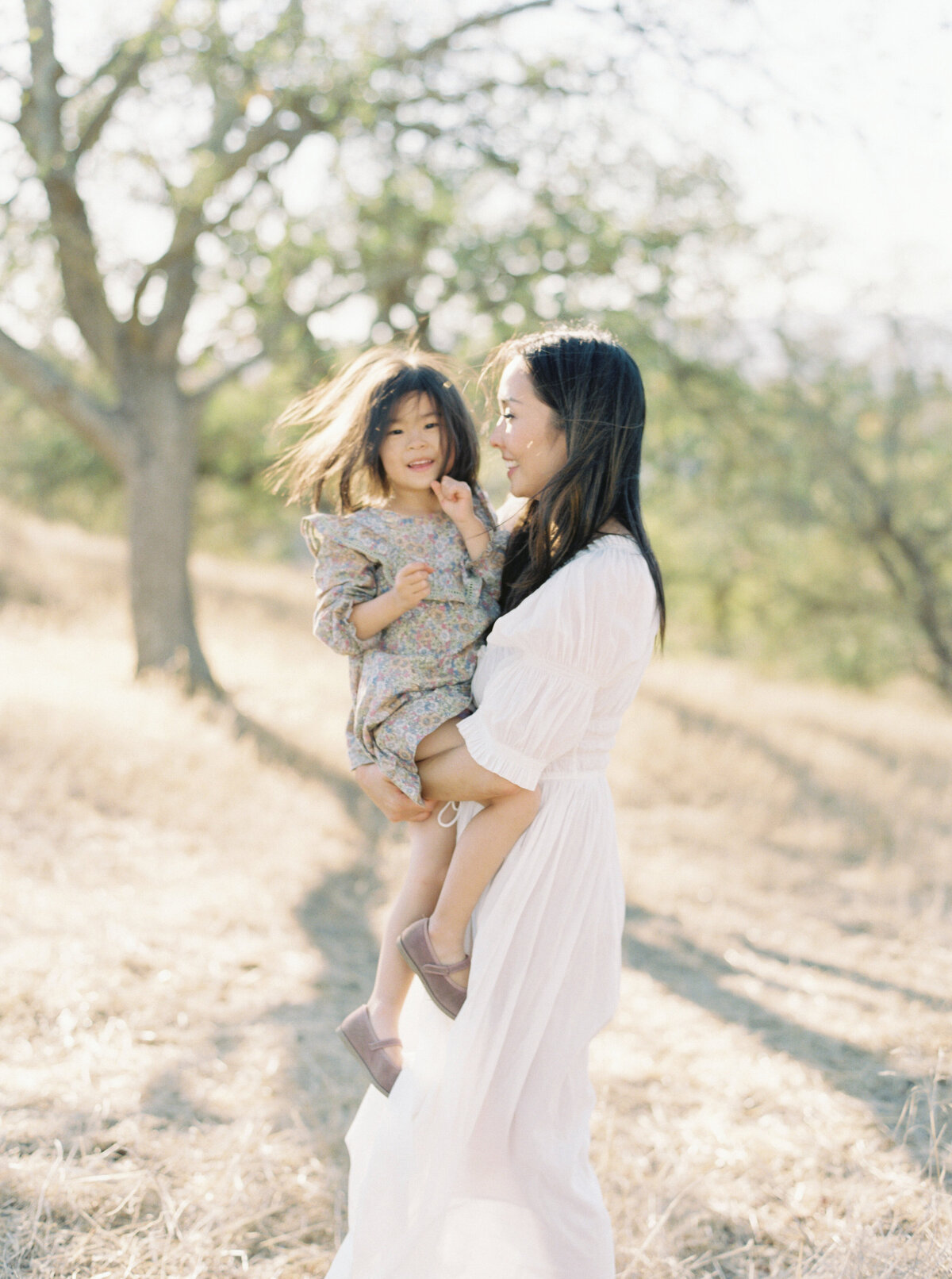 Megan Kawahara Photography San Jose Bay Area California Motherhood Newborn Family Lifestyle Womans Photography Images Portraits Light Airy Film Photos MKPhotography_LouieFamily-42