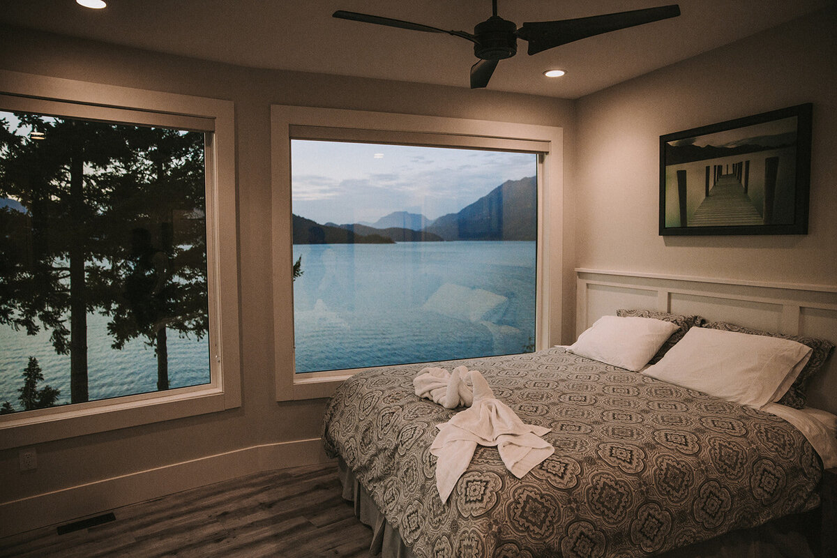Lodge-73