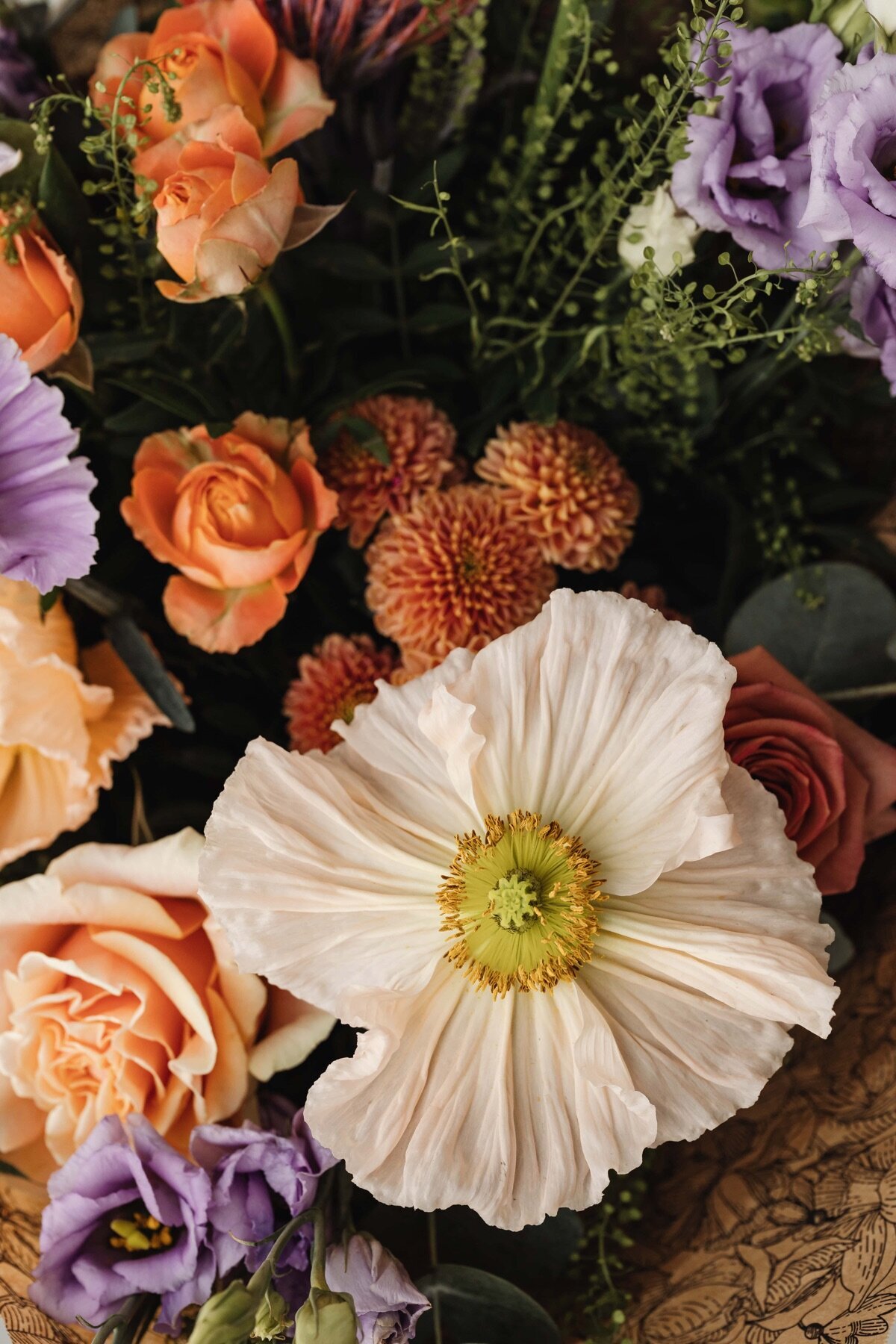 kaboompics_beautiful-bouquet-flower-arrangement-floral-composition-30488