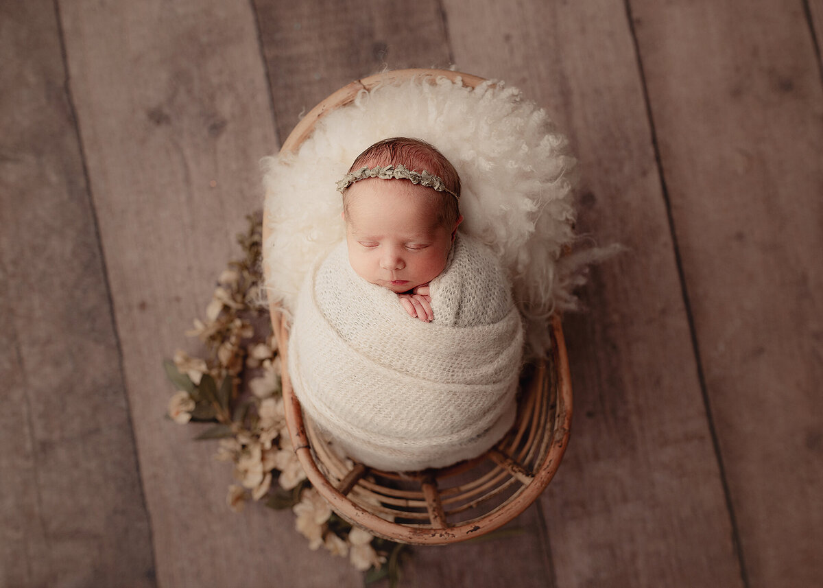 Newborn-Photographer-near-me-in-Syracuse-New-york73