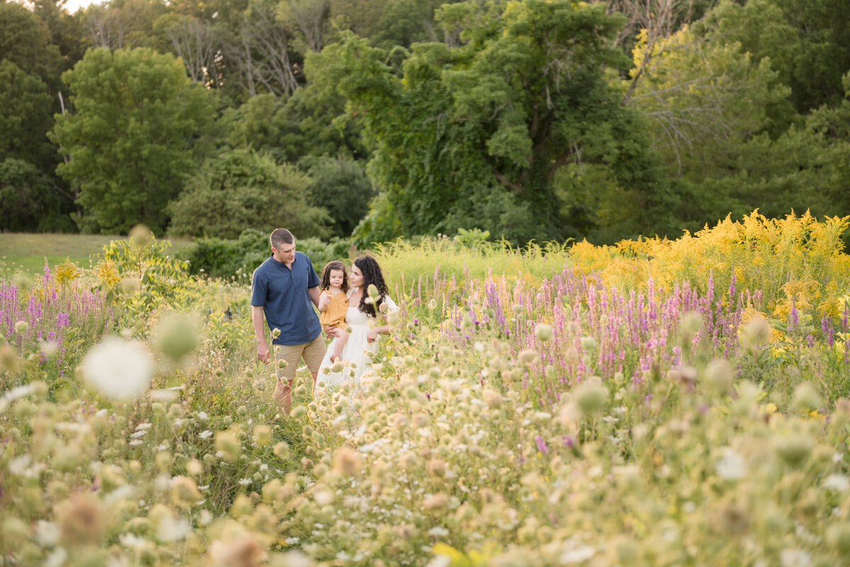 Boston-family-photographer-bella-wang-photography-Lifestyle-session-outdoor-wildflower-62