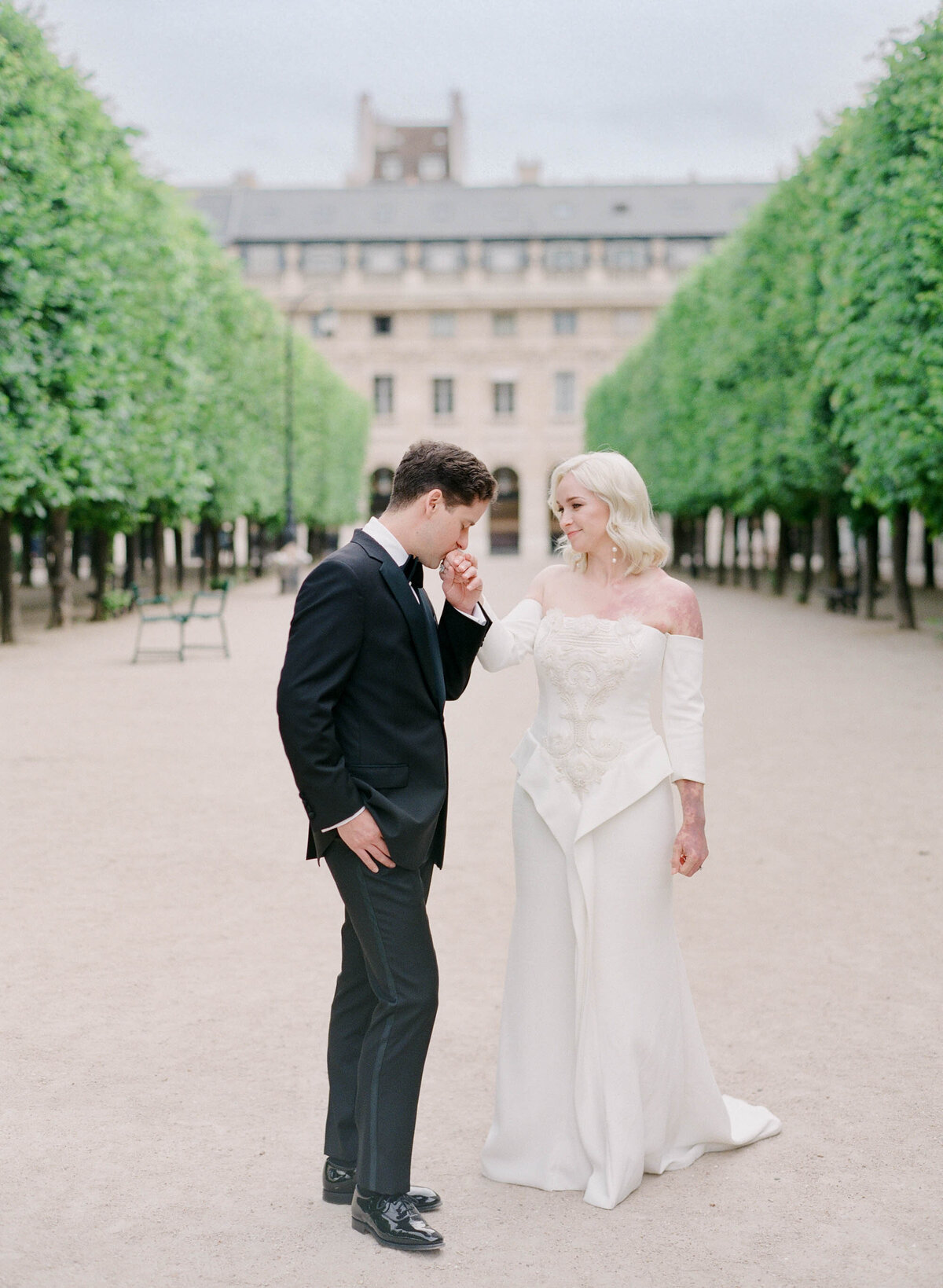 Molly-Carr-Photography-Paris-Wedding-Photographer-Luxury-Destination-Wedding-Photographer-25