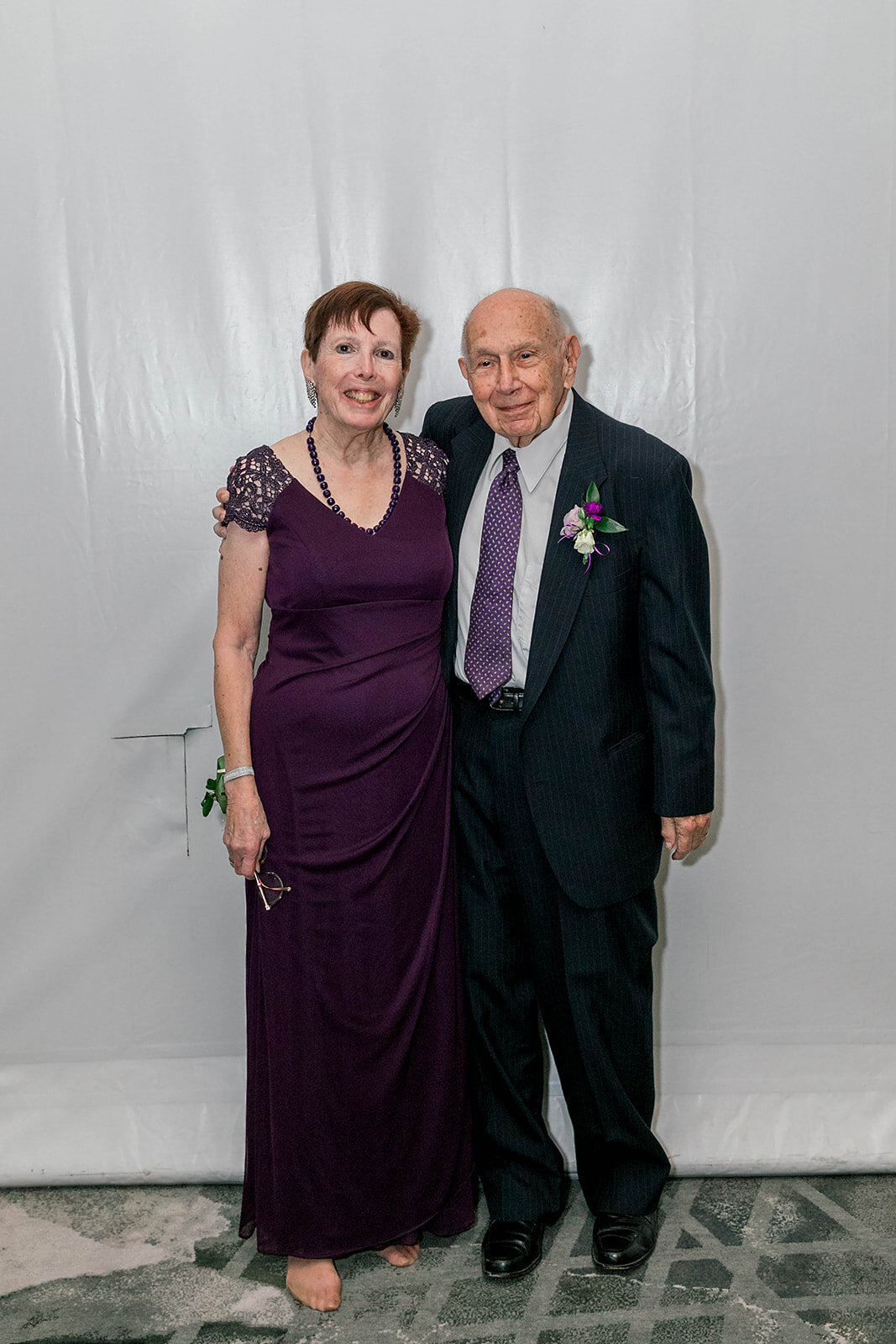 Eliana-Melmed-Photography-Chicago-LosAngeles-Jewish-WeddingPhotography-Dancefloor-00127