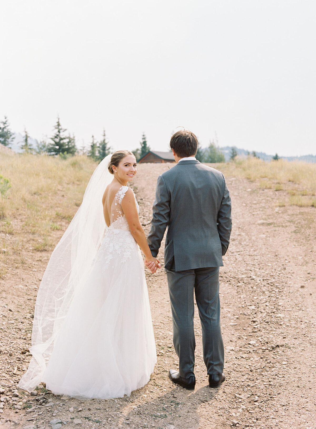 Mountain-Inspired-Wedding-at-Stein-Eriksen-Lodge-Deer-Valley-Utah-Highlights-084
