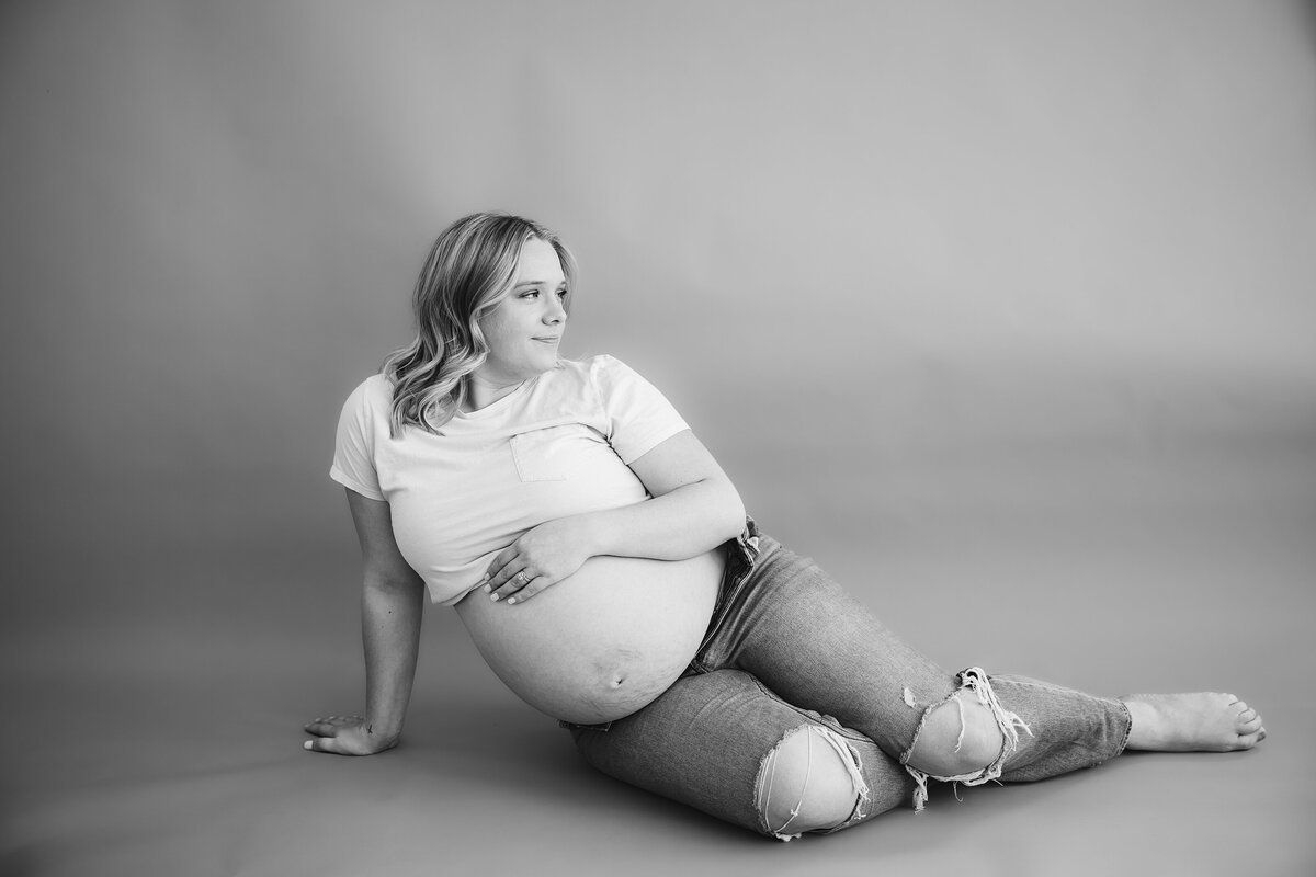 Minnesota-Alyssa Ashley Photography-Prouty maternity session-24