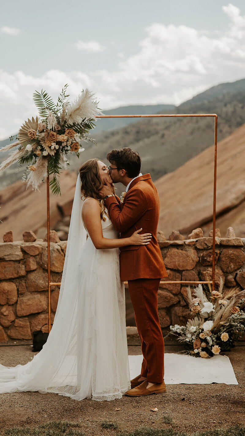 Red-Rocks-Colorado-Wedding-63