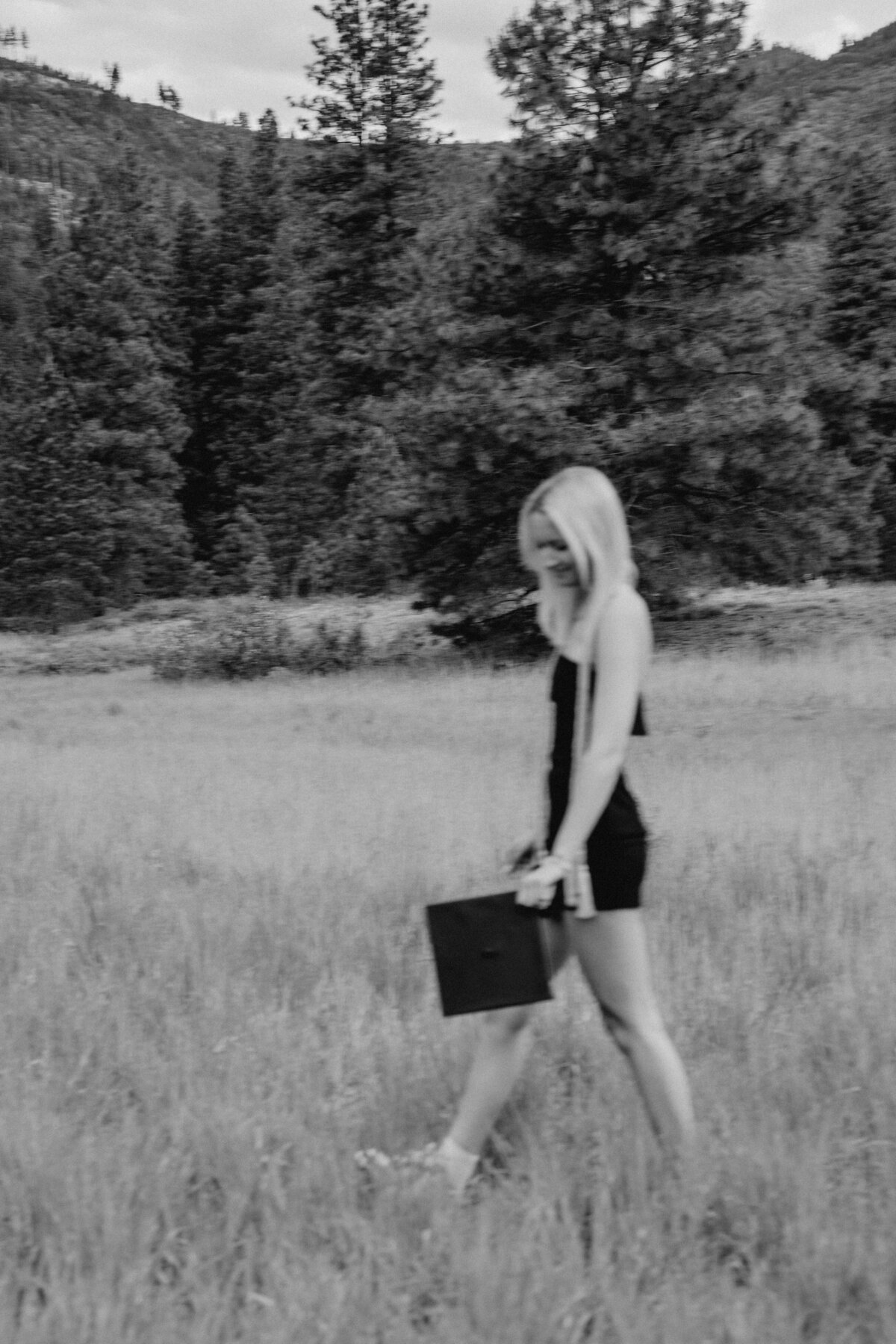 Elle-DeDonato-Grad-19