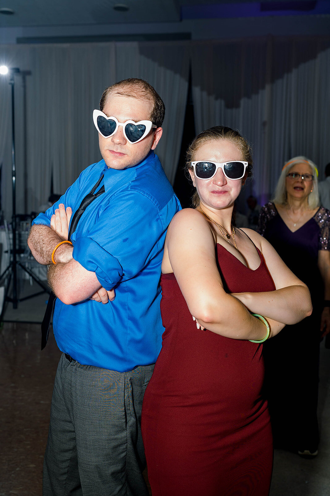 Eliana-Melmed-Photography-Chicago-LosAngeles-Jewish-WeddingPhotography-ElianaSklar-Sunglasses-00033