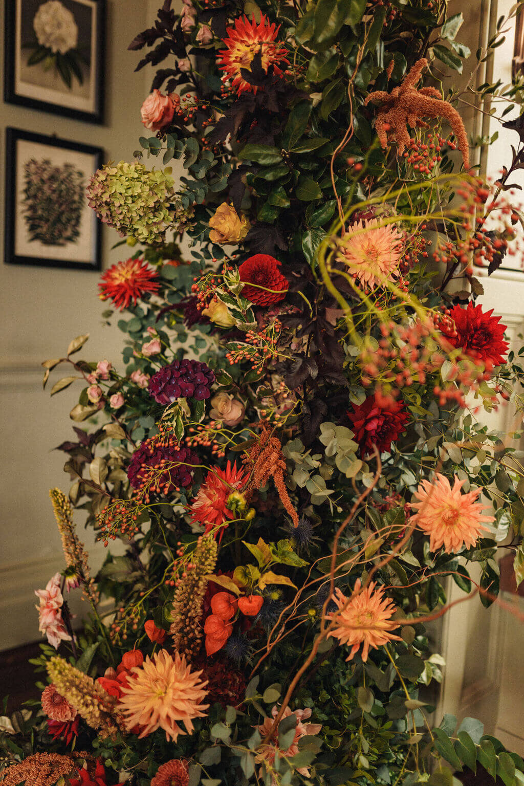 Pesh-Flowers-London-Wedding-Florist-The-Beacon-Tunbride-WellsLondon-flowers17