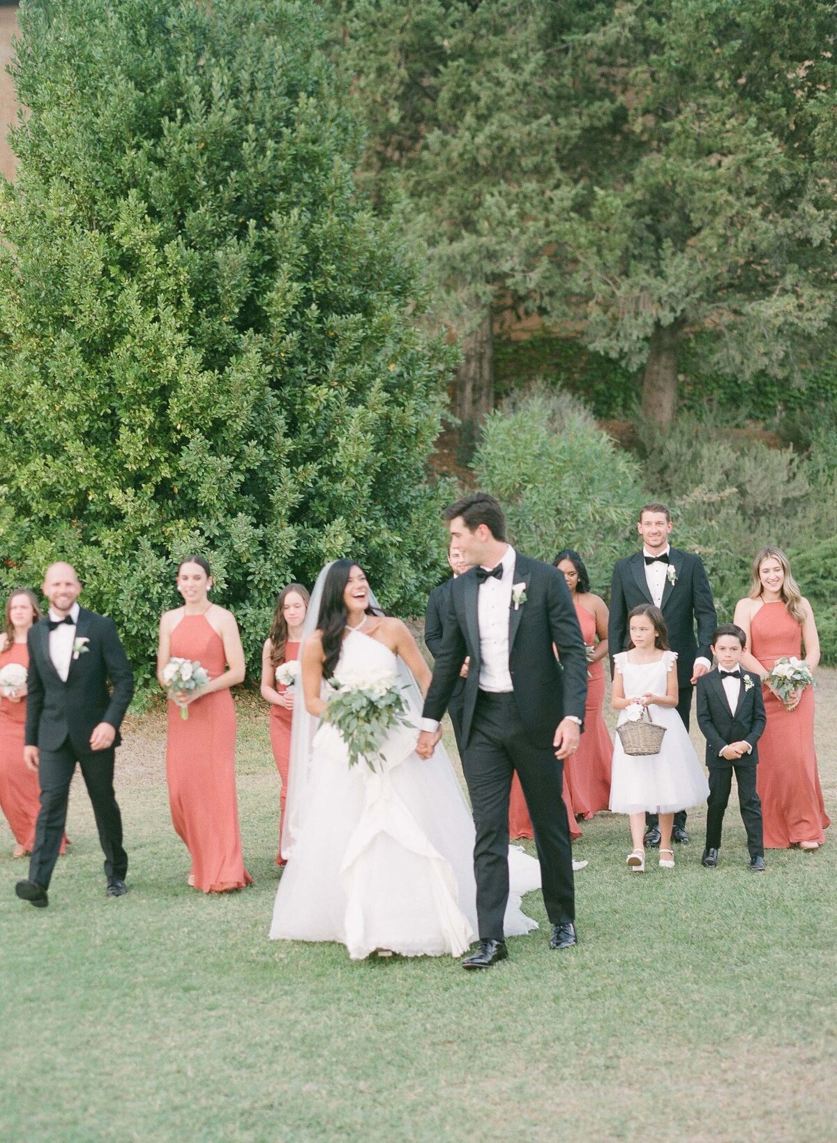 28-Tuscany-wedding-Villa-di-Ulignano-bridal-party-Alexandra-Vonk-photography