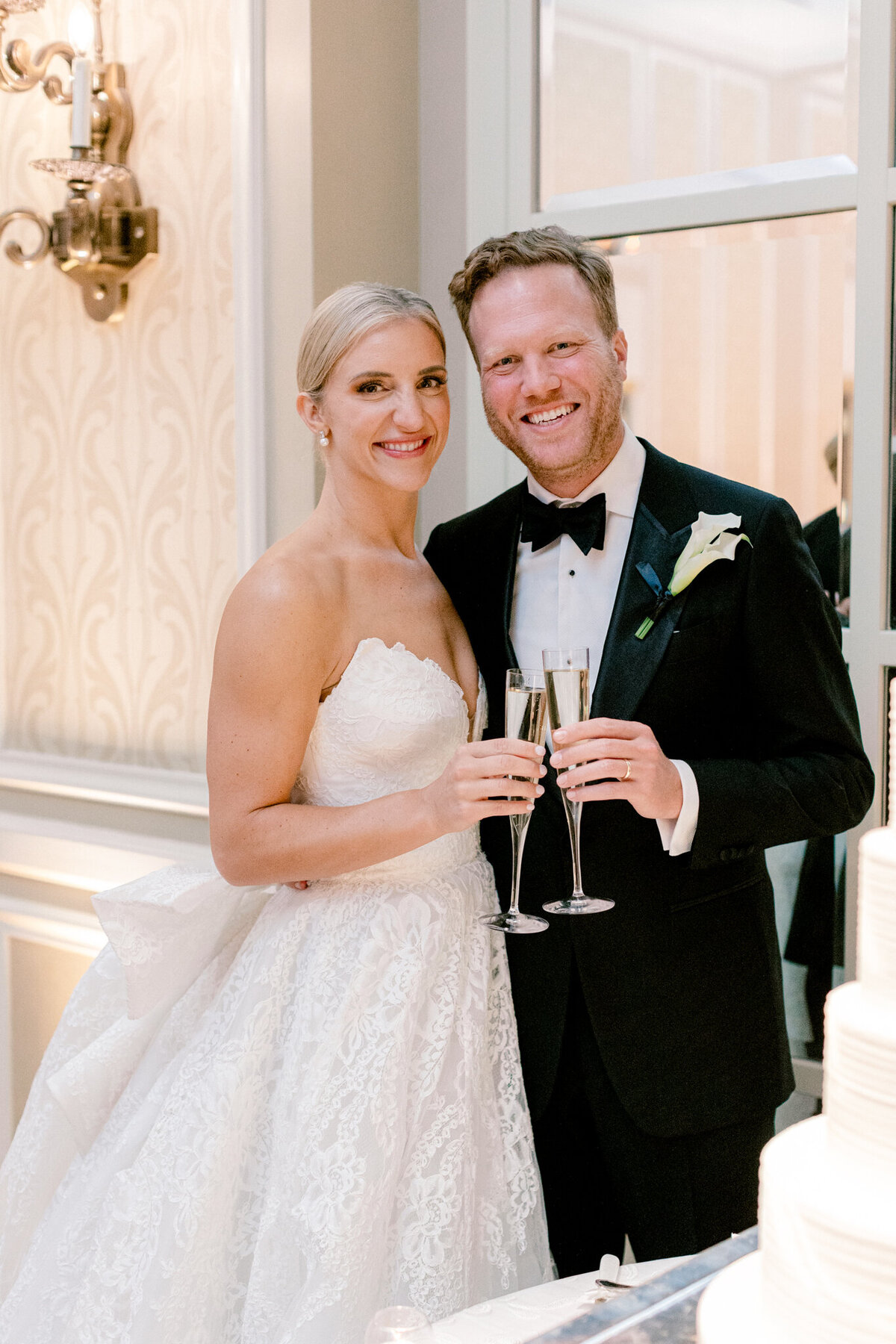 Katelyn & Kyle's Wedding at the Adolphus Hotel | Dallas Wedding Photographer | Sami Kathryn Photography-299