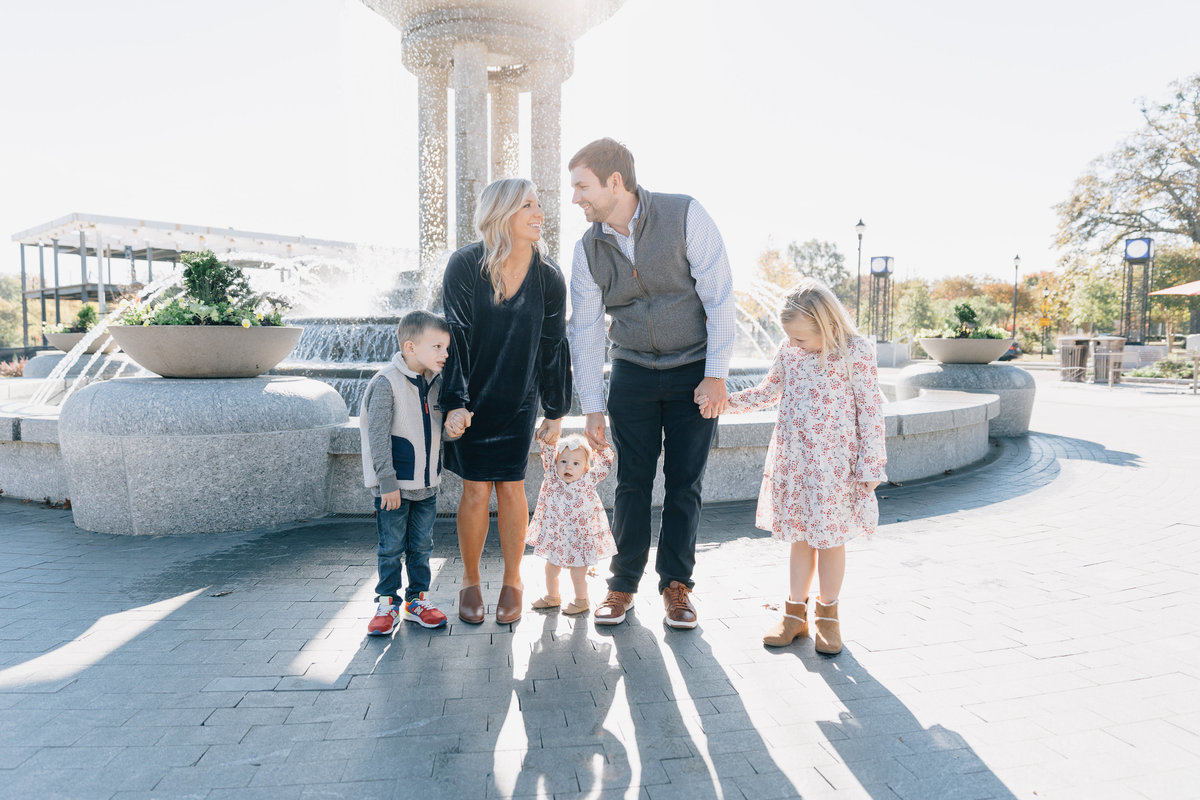 family-photos-in-downtown-cary-NC-4397