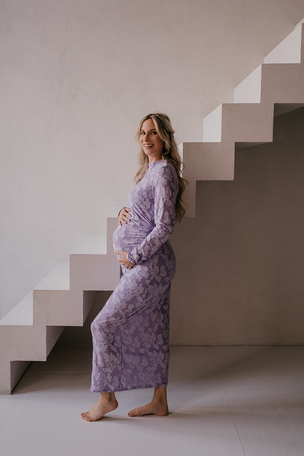 puur-ongedwongen-zwangerschapsfotoshoot-attelier-oost-leukfotografie-20