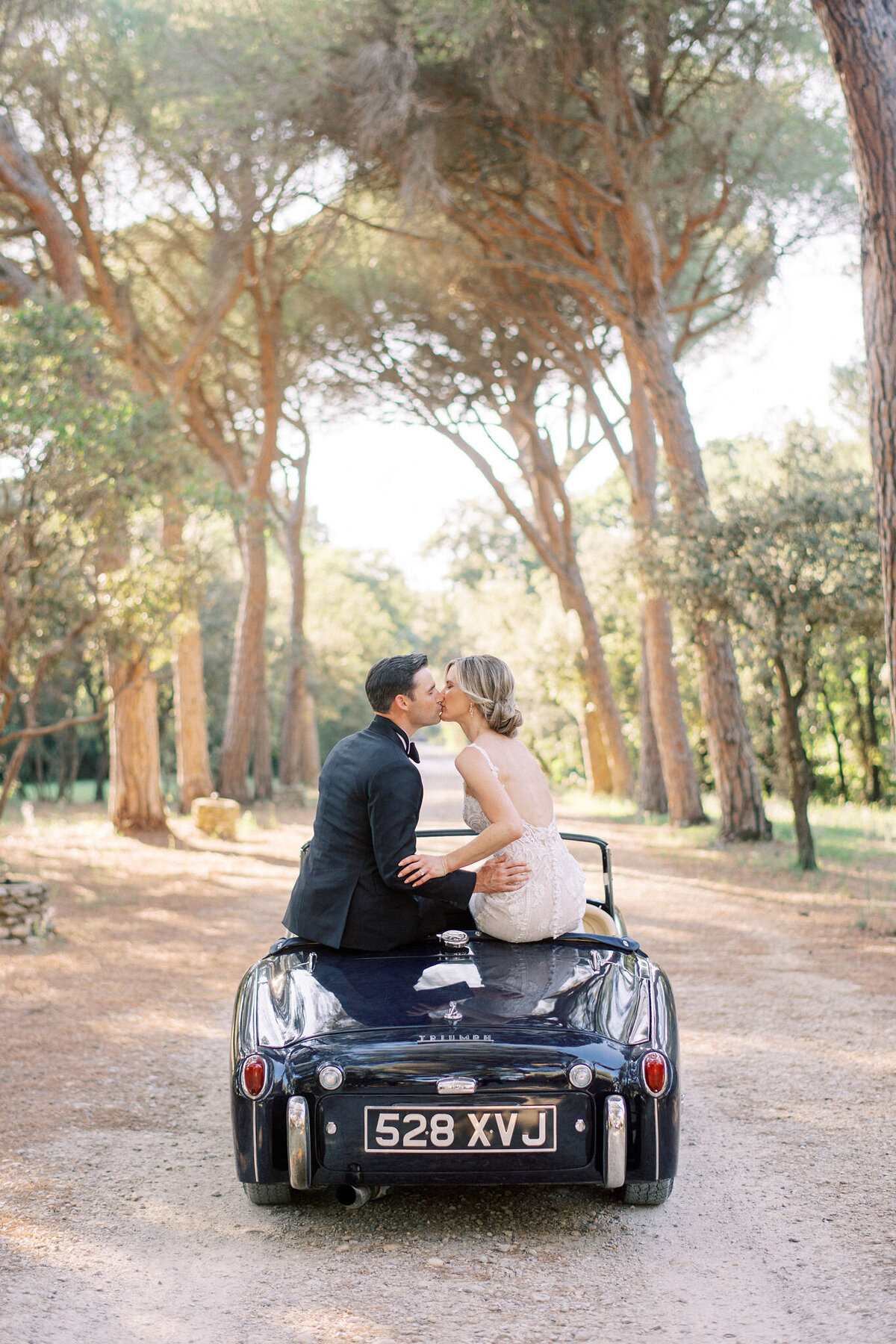 Jennifer Fox Weddings English speaking wedding planning & design agency in France crafting refined and bespoke weddings and celebrations Provence, Paris and destination MailysFortunePhotography_Jordan&Brian_15preview