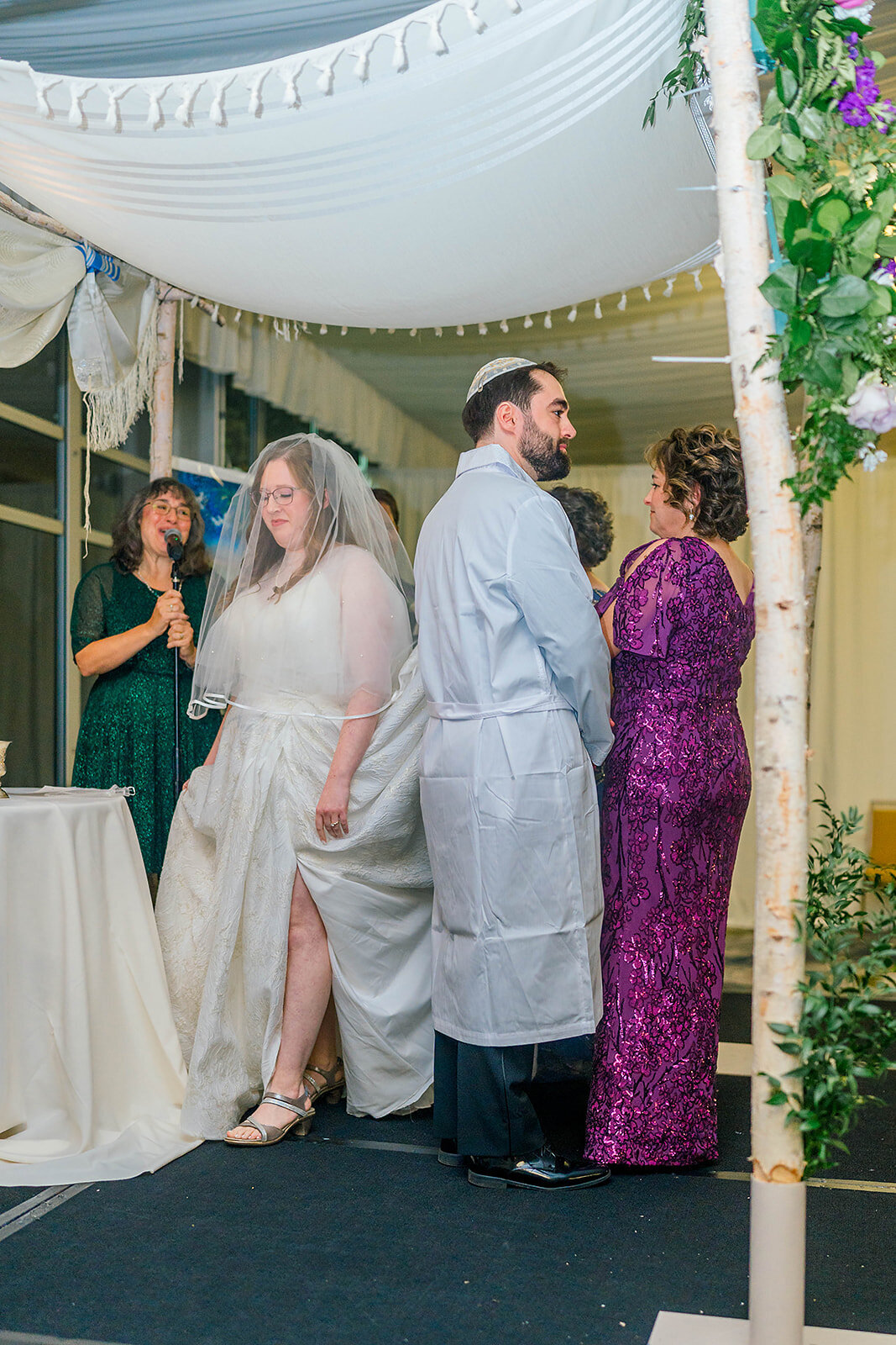 Eliana-Melmed-Photography-Chicago-LosAngeles-Jewish-WeddingPhotography-Chuppah-00112