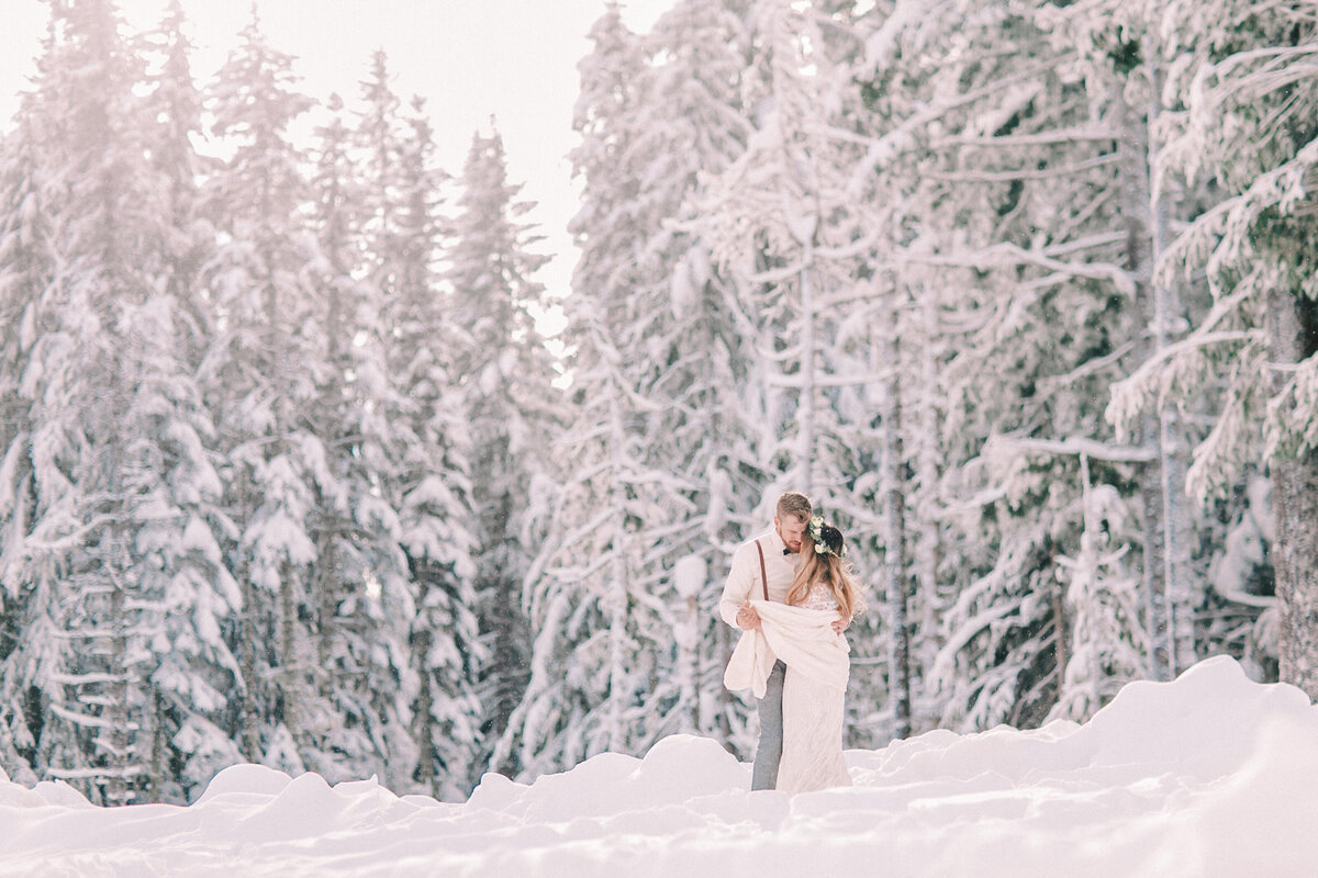 Winter Mount Hood Wedding, Rachel Howerton Photography (69)