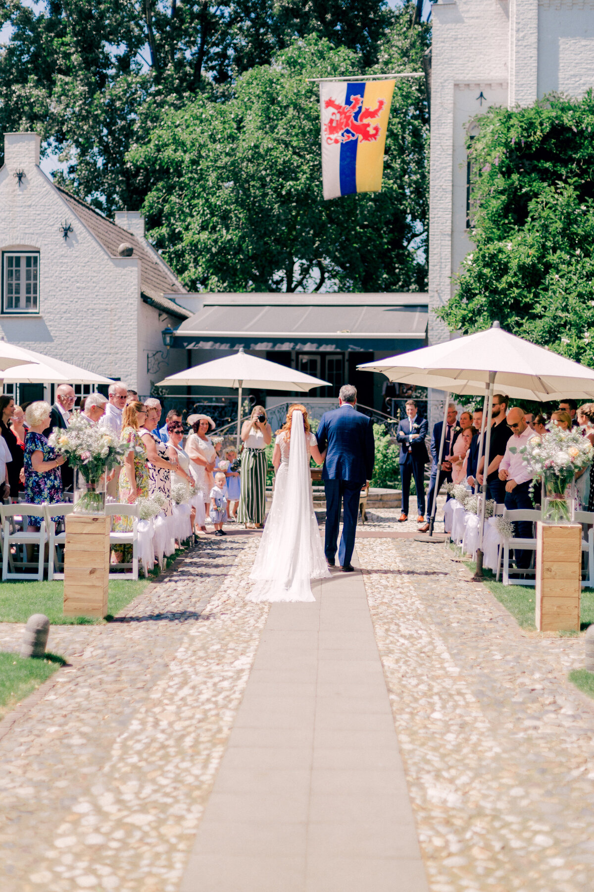 Ymke & Robbin - Laura de Roeck Photography 00138 Kasteel Groot Buggenum Luxe Bruiloft 