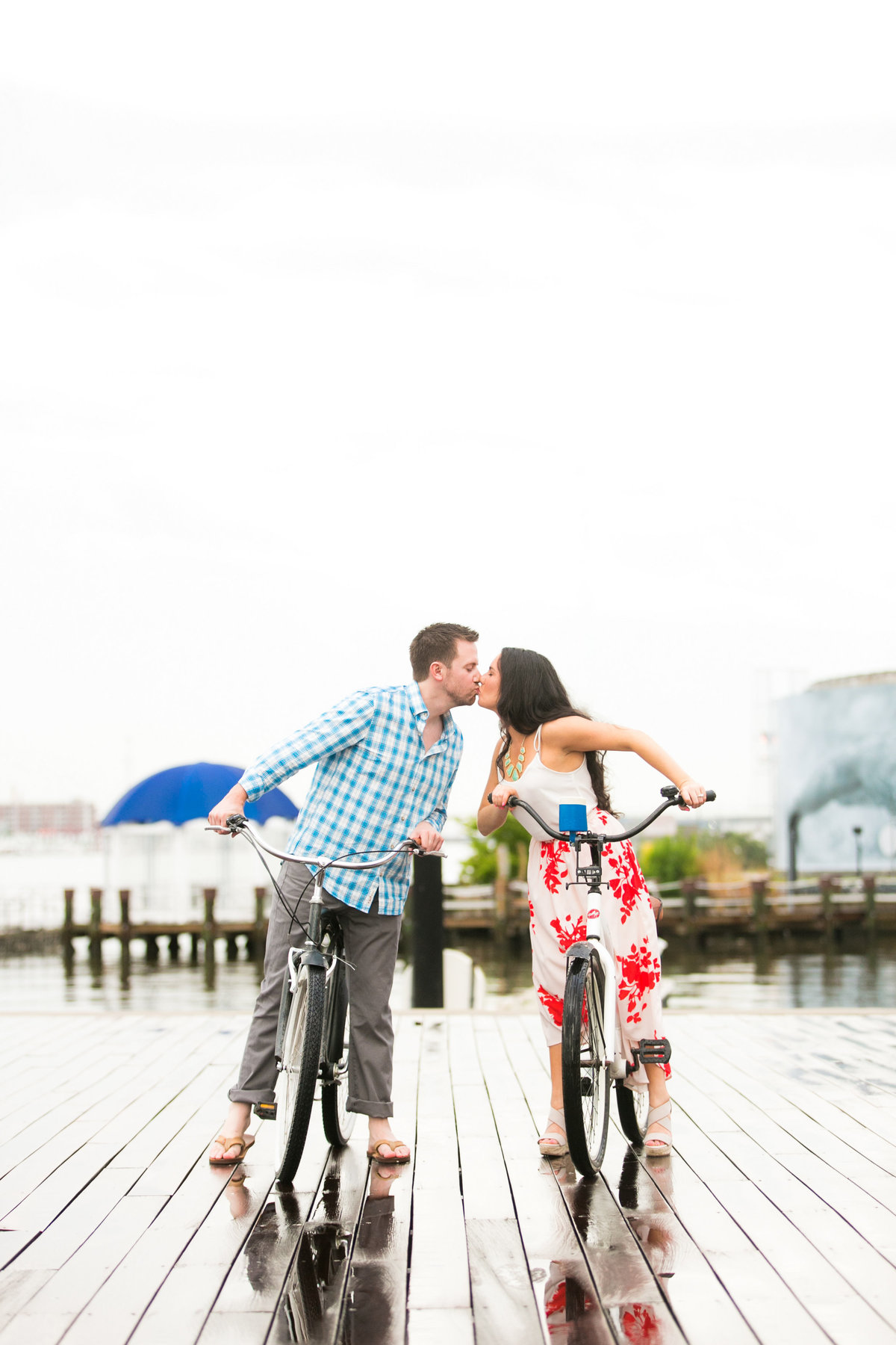 Engagement-Photos-on-bicycles