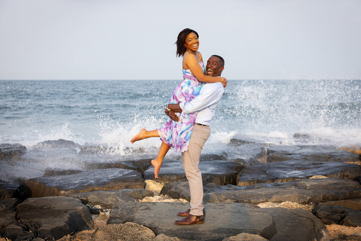 engagement-fiance-holding-fiancee-asbury-park-beach